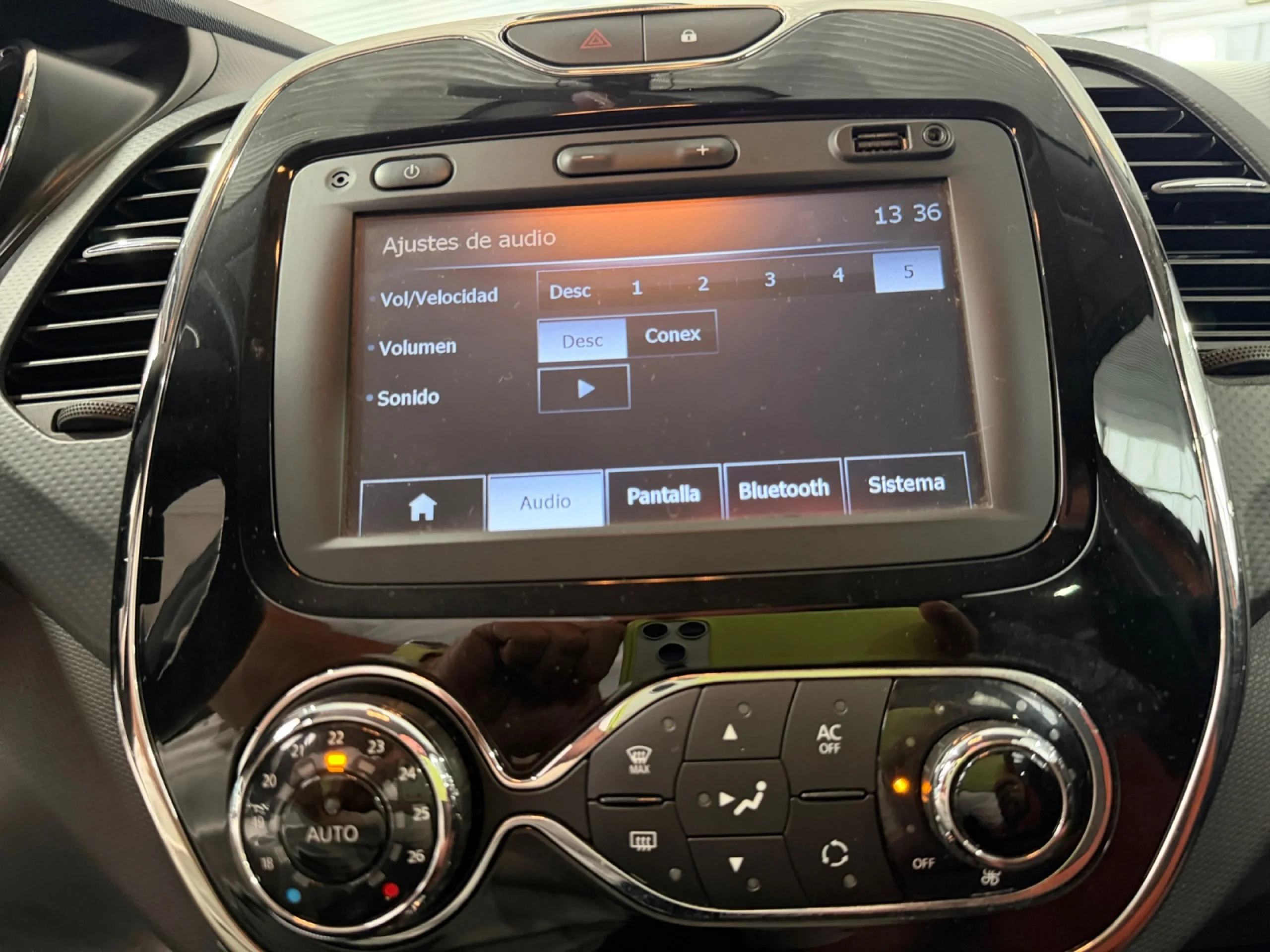 RENAULT CAPTUR ZEN TCE 120 - Foto 17