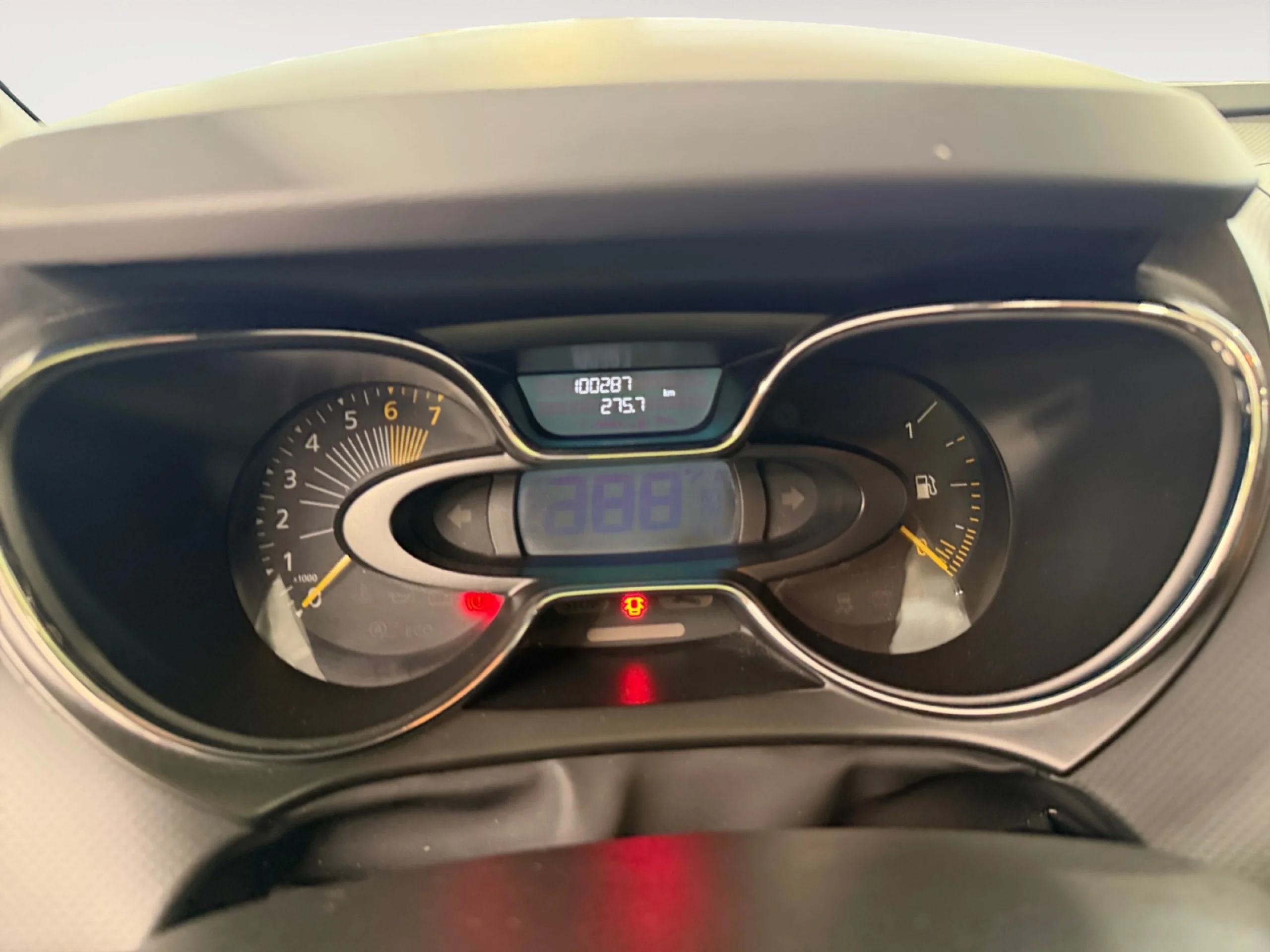 RENAULT CAPTUR ZEN TCE 120 - Foto 25