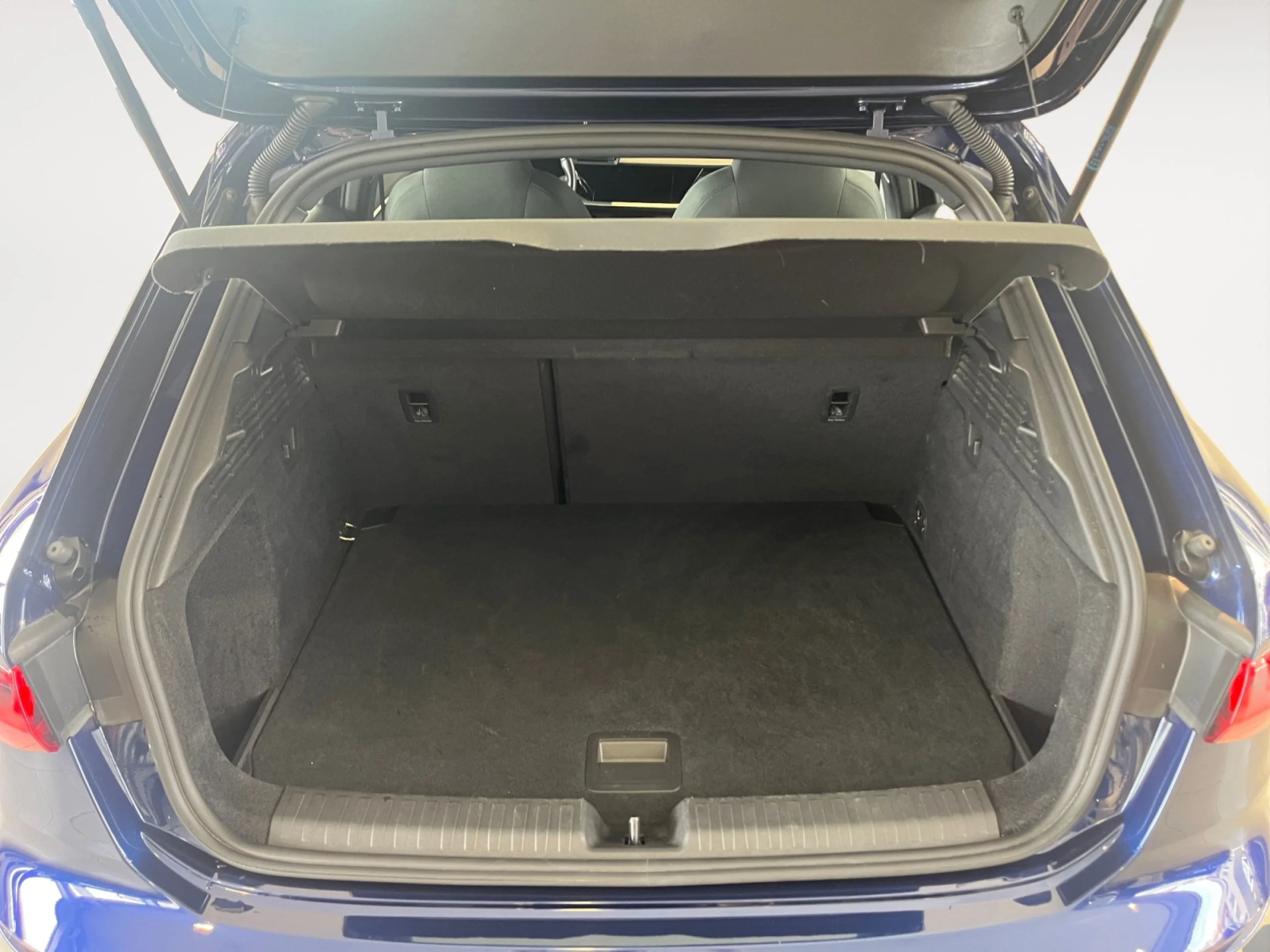 AUDI A3 SPORTBACK S LINE 40 TFSI E 150KW S TRON - Foto 7