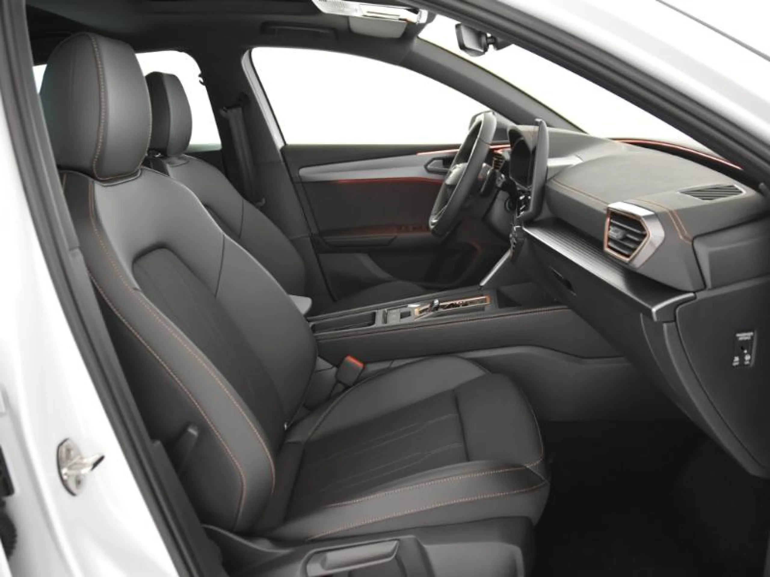 CUPRA LEON 1.5 ETSI 110KW (150CV) DSG - Foto 12