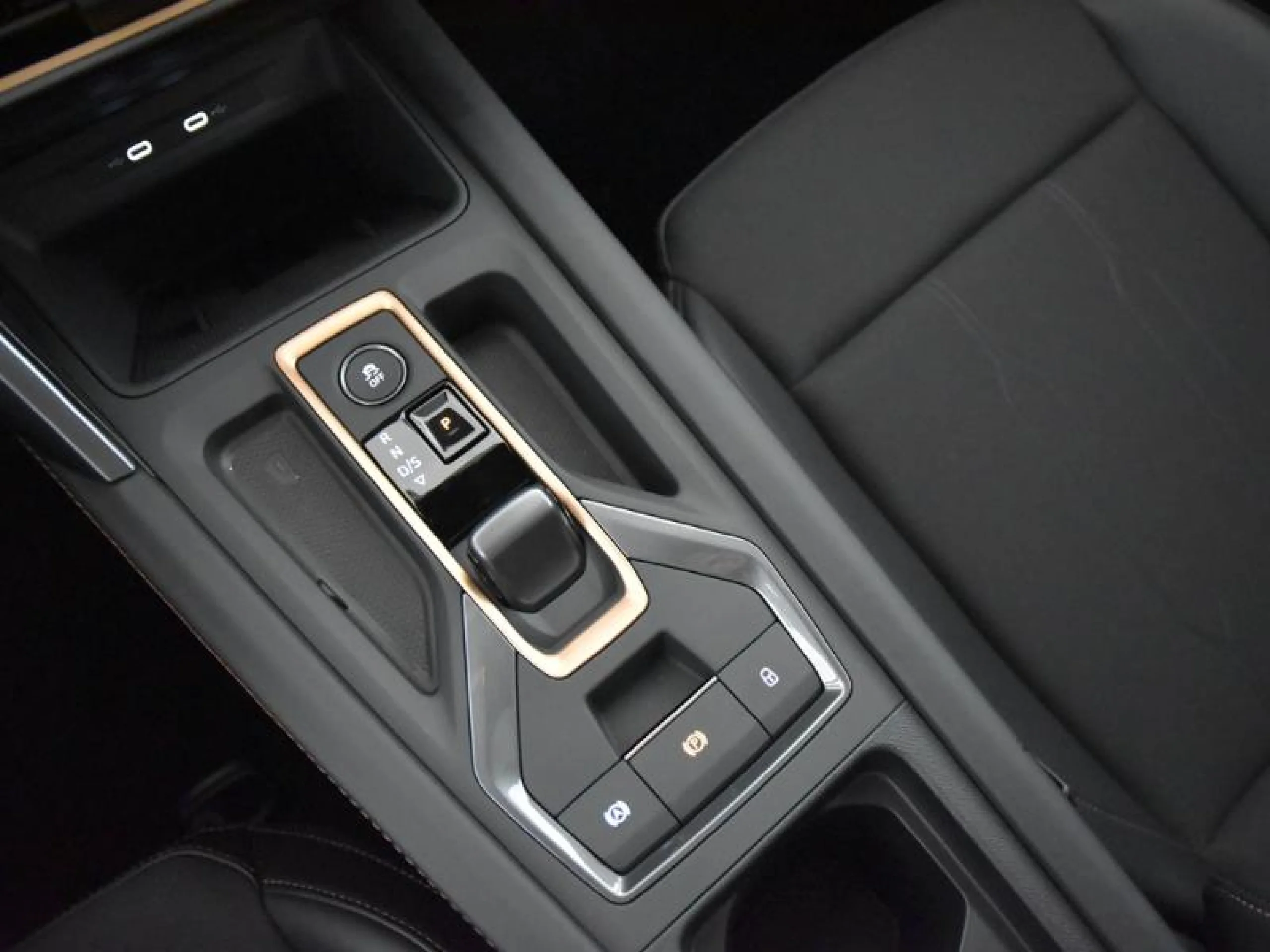 CUPRA LEON 1.5 ETSI 110KW (150CV) DSG - Foto 15