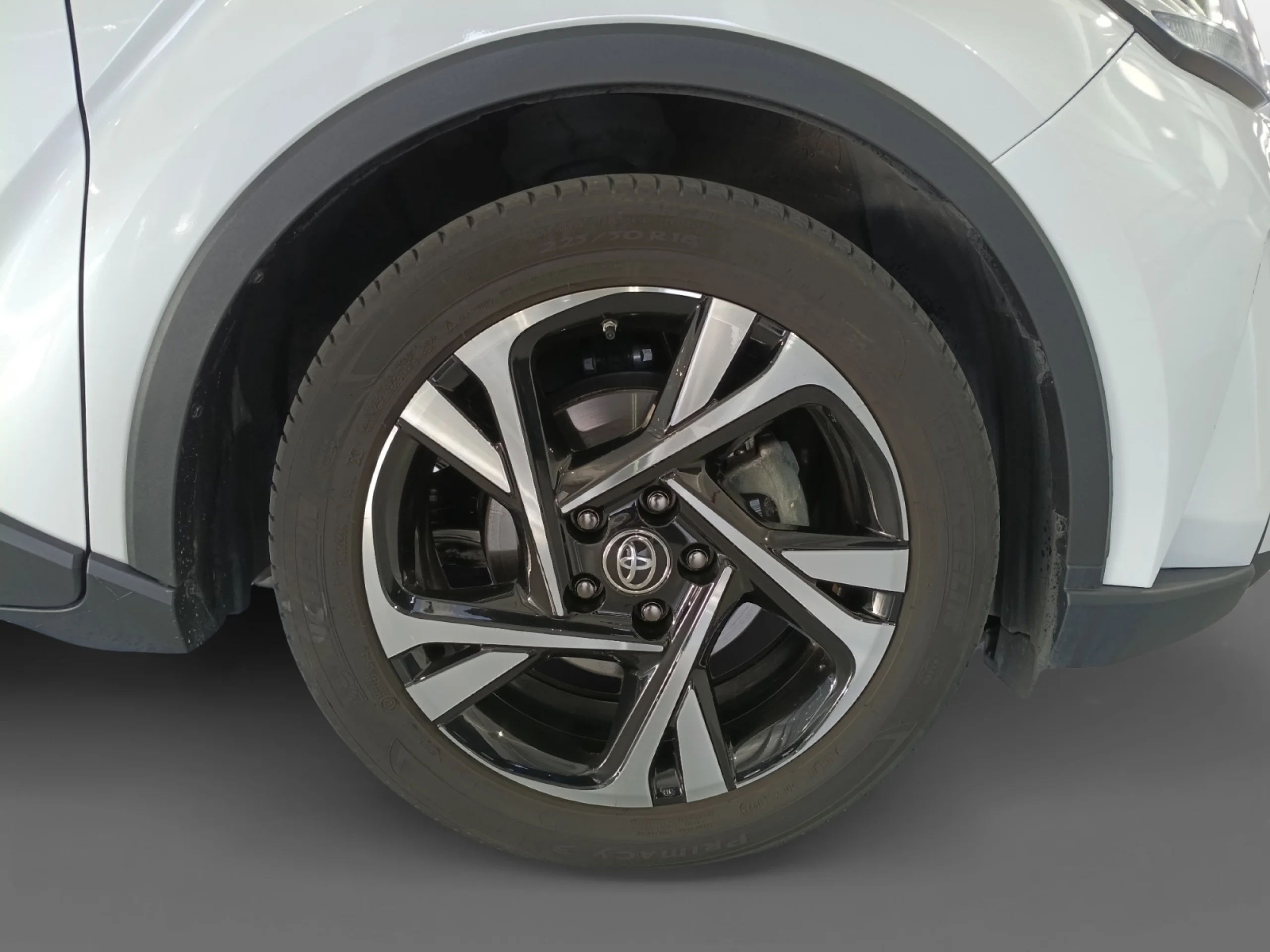 TOYOTA C HR 2.0 180H ADVANCE - Foto 8