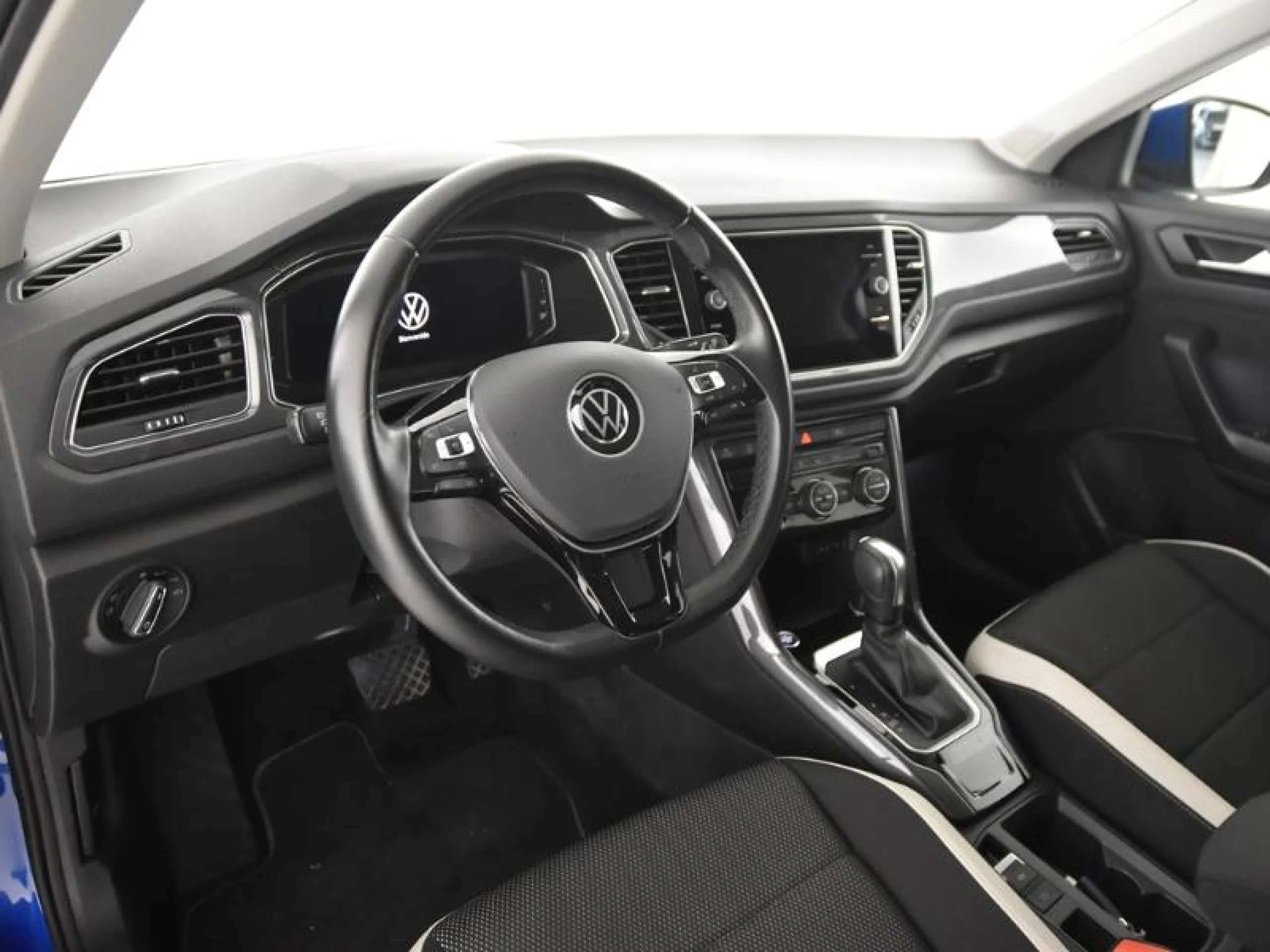 VOLKSWAGEN T ROC SPORT 1.5 TSI 110KW (150CV) DSG - Foto 9