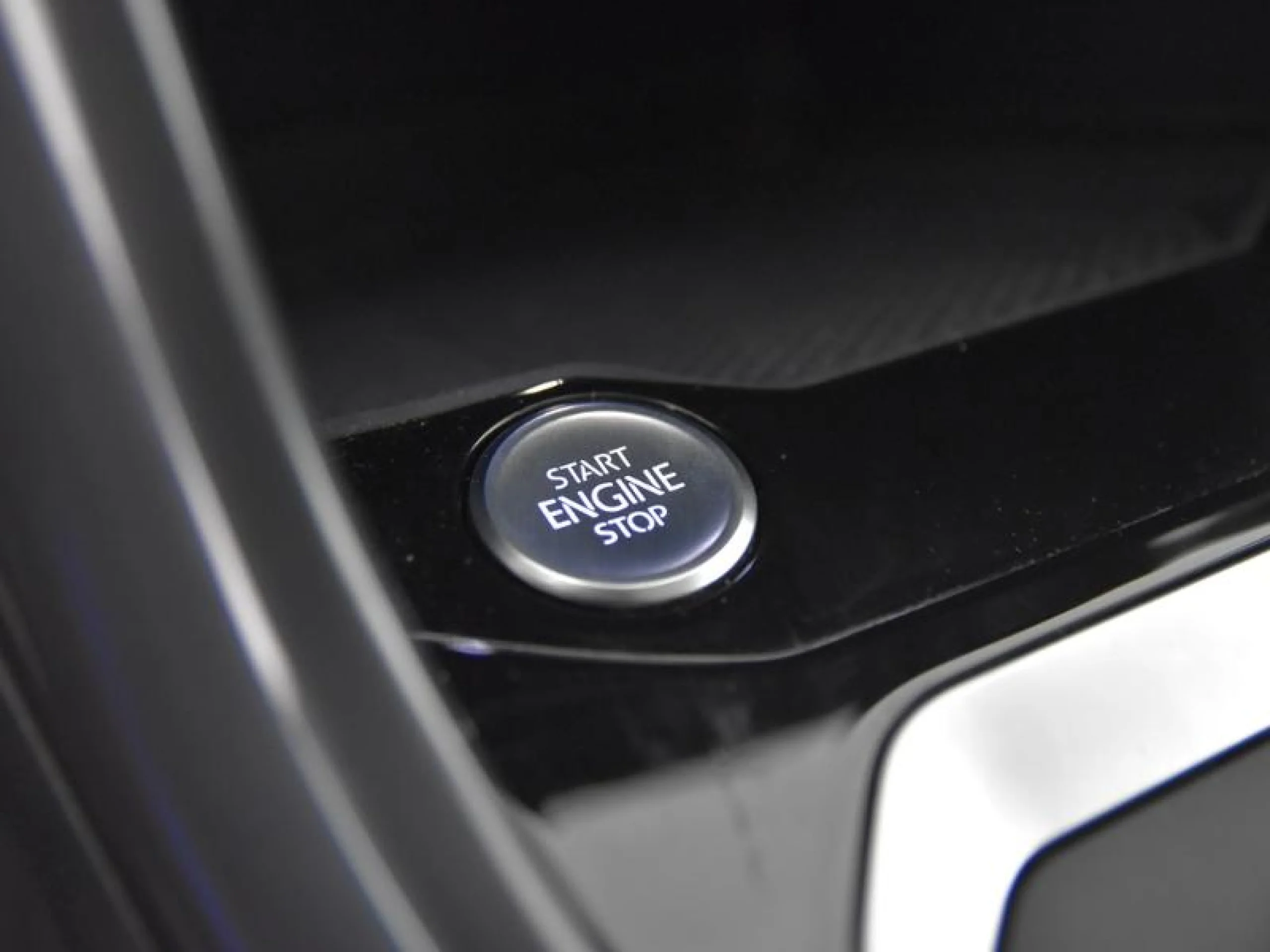 VOLKSWAGEN T ROC SPORT 1.5 TSI 110KW (150CV) DSG - Foto 11