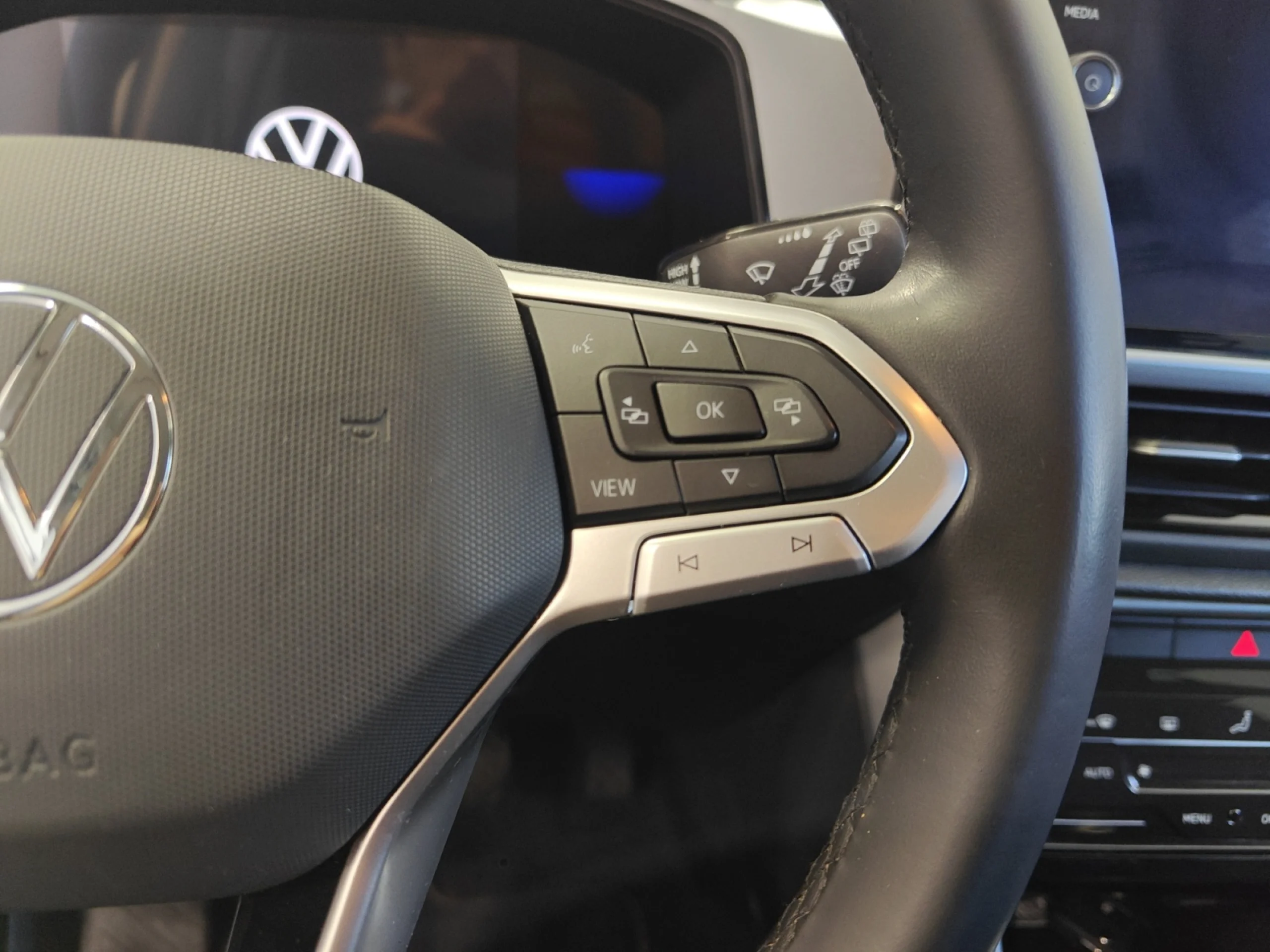 VOLKSWAGEN T ROC LIFE 2.0 TDI 110KW (150CV) - Foto 10