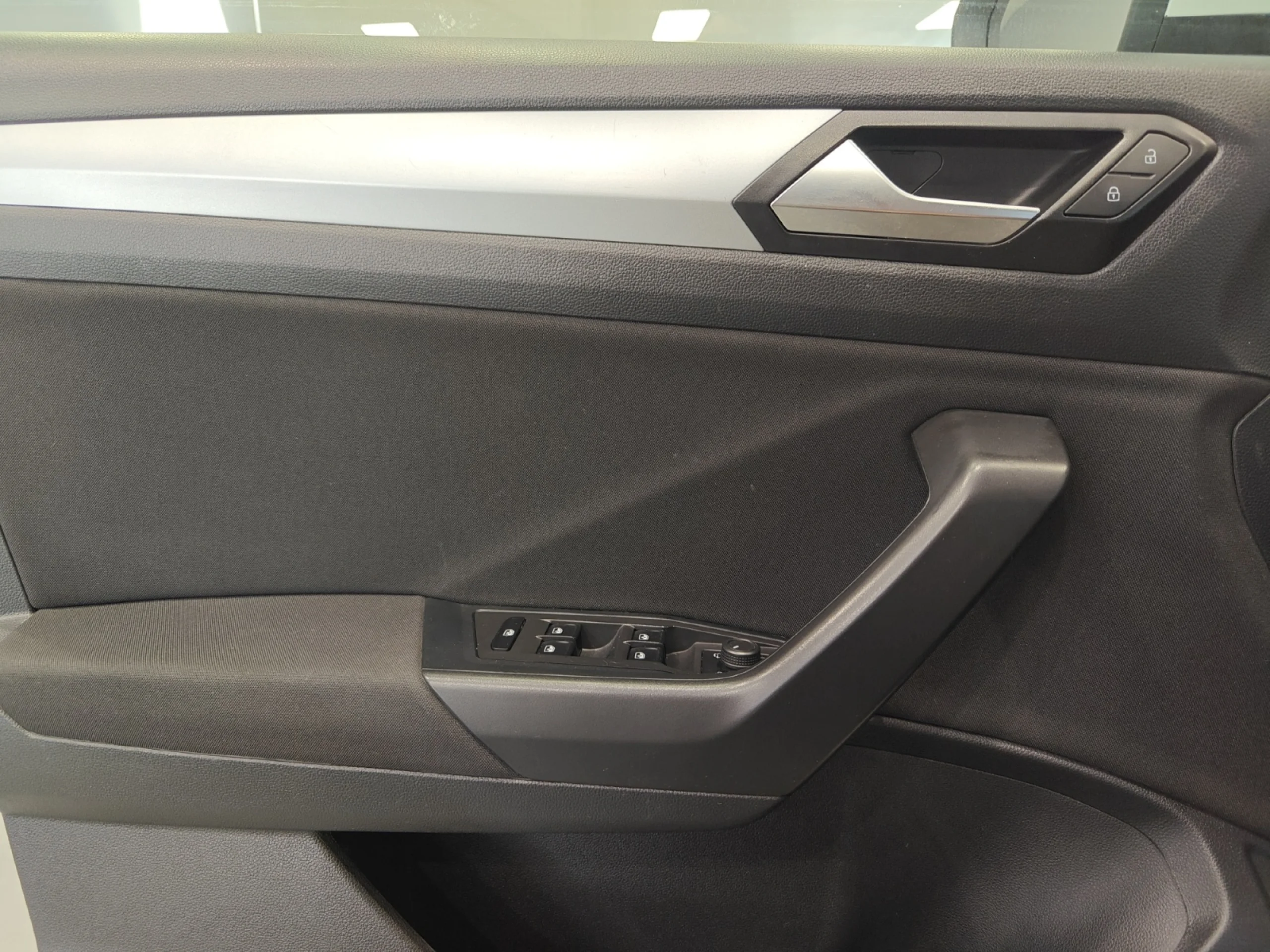 VOLKSWAGEN T ROC LIFE 2.0 TDI 110KW (150CV) - Foto 13