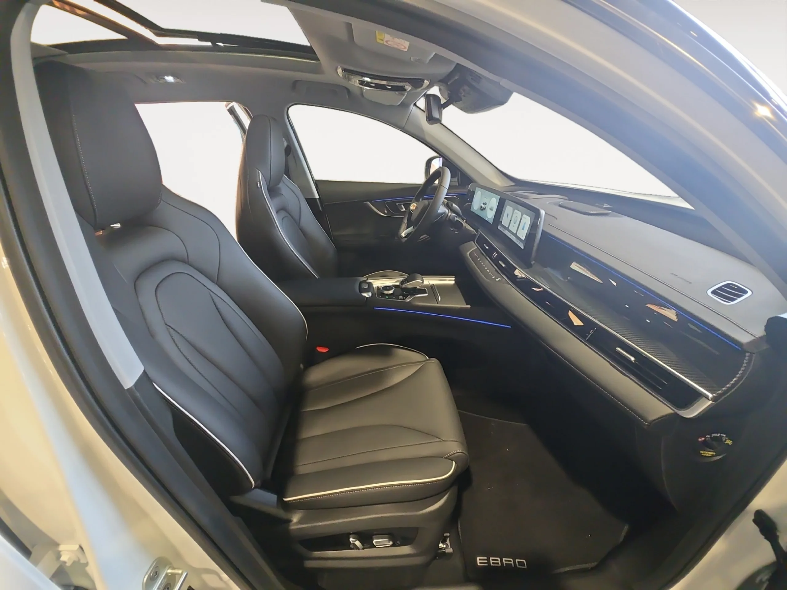 EBRO S700 S700 PHEV LUXURY BLACK ON WHITE - Foto 5