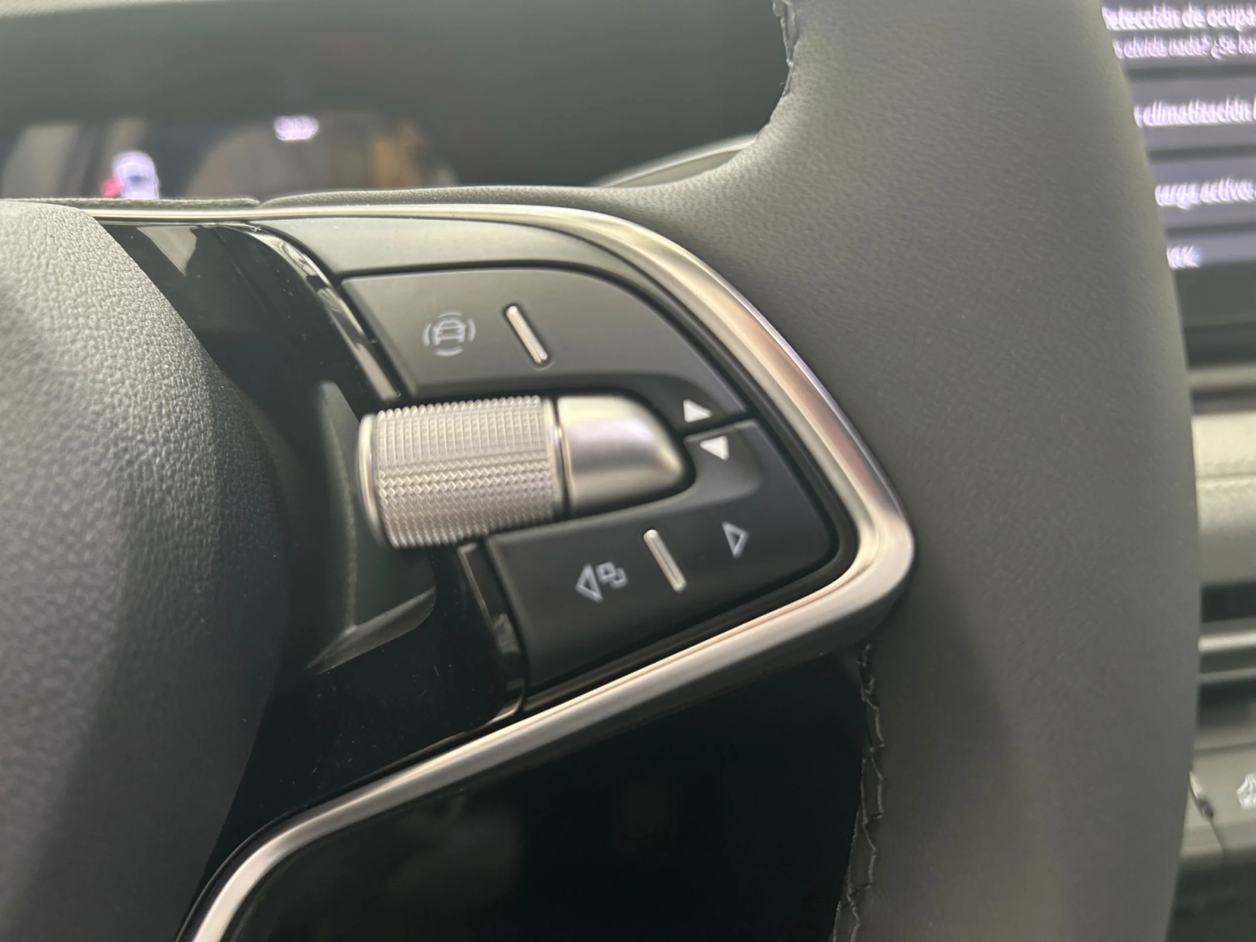 SKODA EPIQ EPIQ SELECTION 55 KWH 155 KW (210 CV) TRACCIÓN DELANTERA - Foto 10