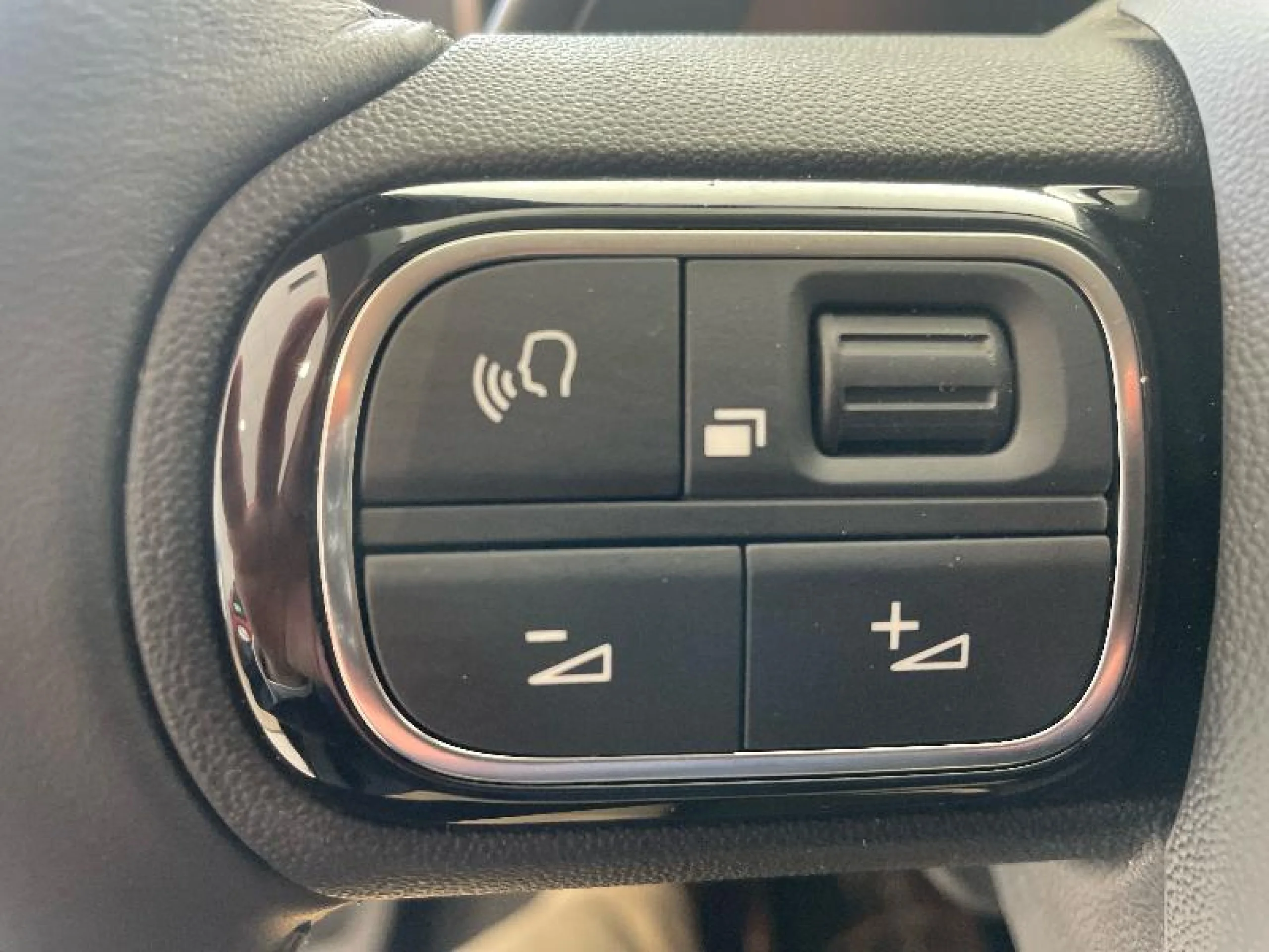 CITROEN C5 AIRCROSS C5 AIRCROSS BLUEHDI 130 S&S EAT8 PLUS - Foto 14