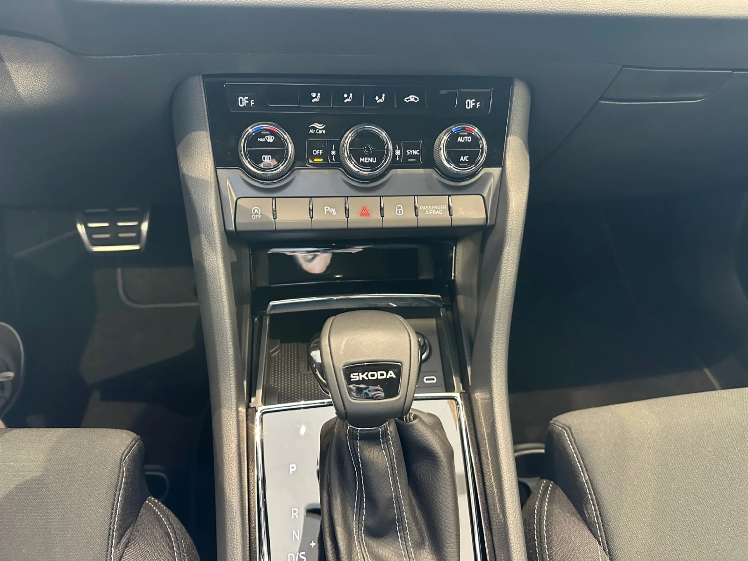 SKODA KAROQ 1.5 TSI 110KW (150CV) DSG ACT SPORTLINE - Foto 20