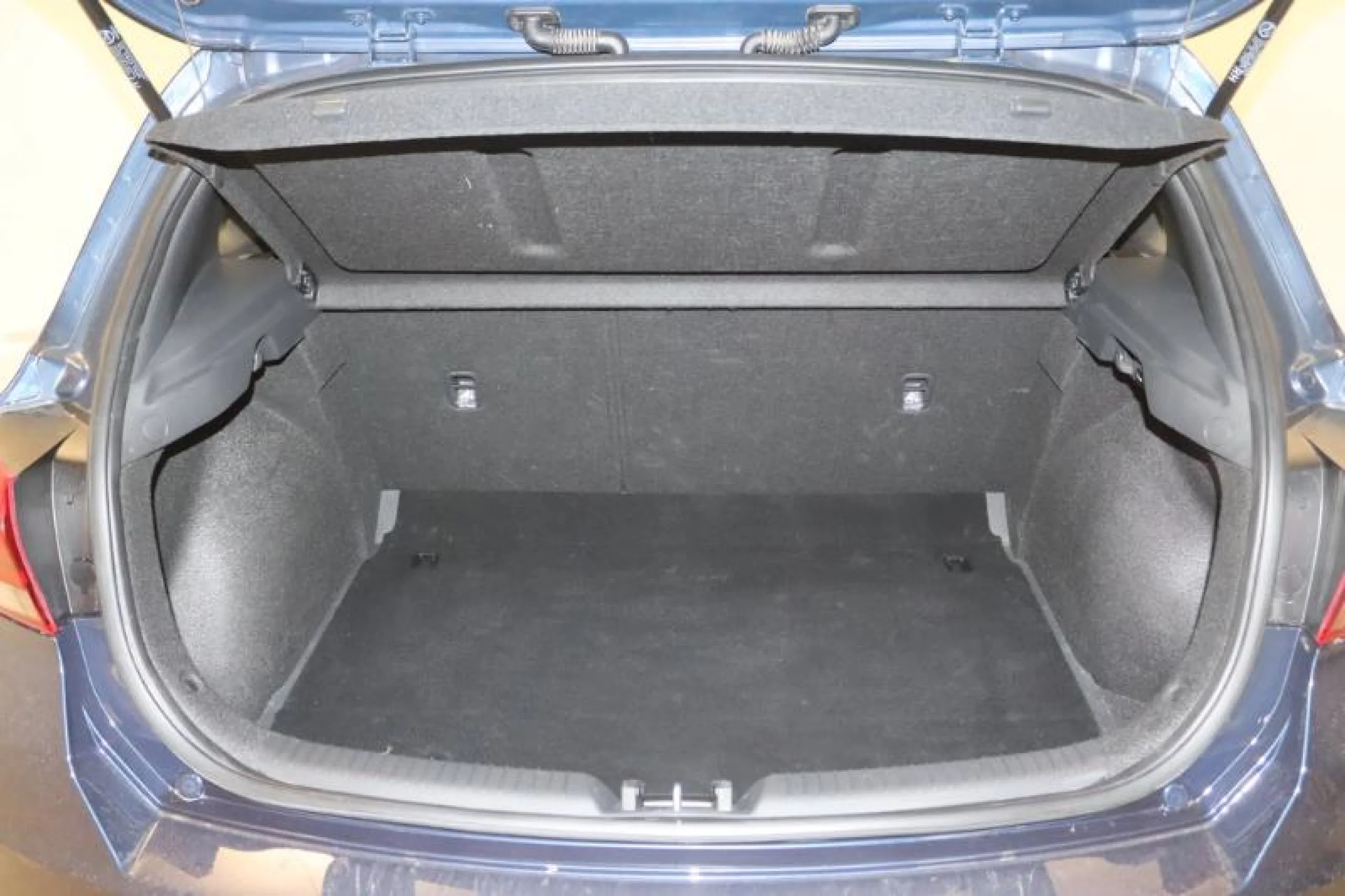 HYUNDAI I30 1.0 TGDI 48V KLASS - Foto 10