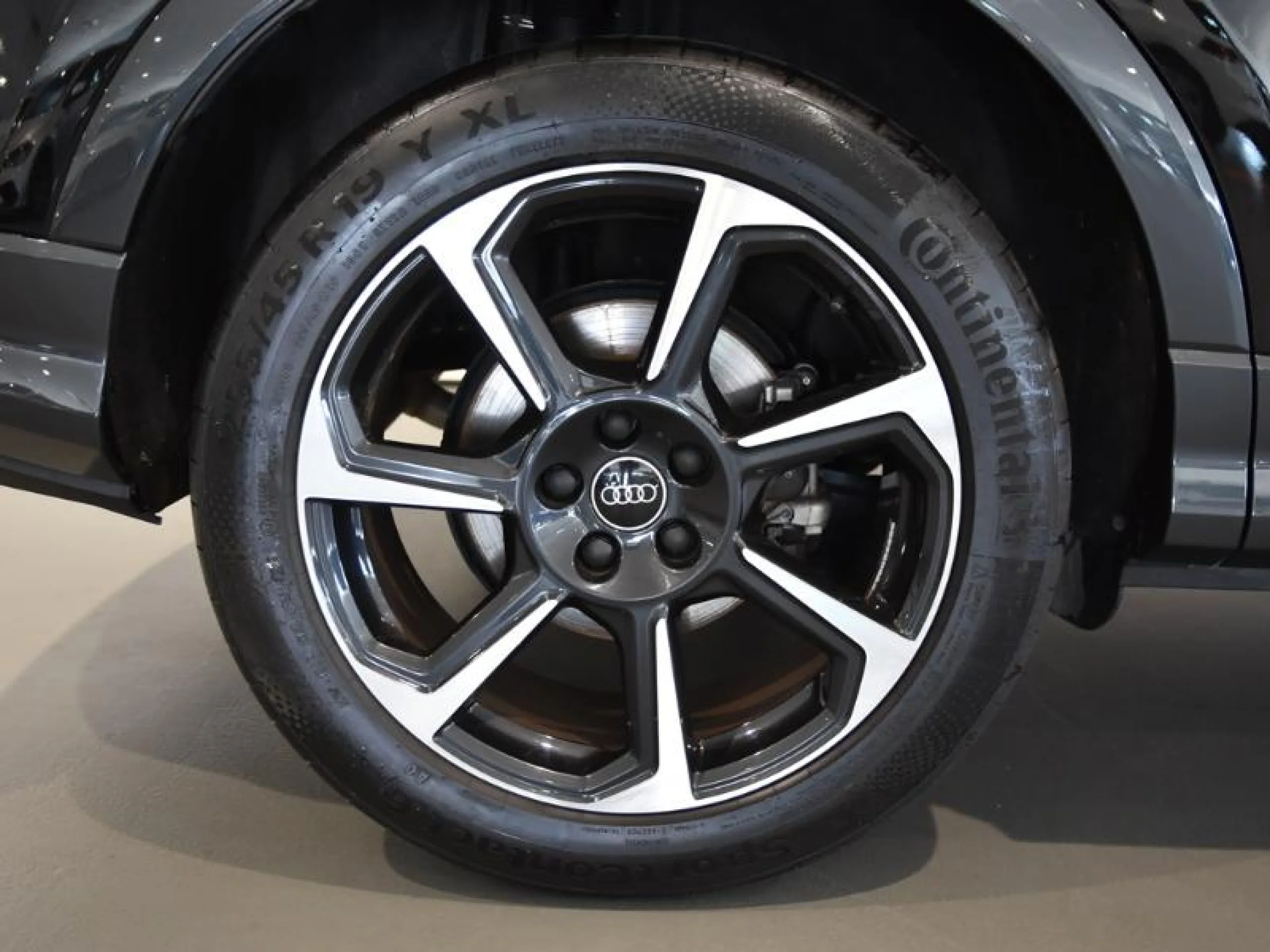 AUDI Q3 S LINE 35 TFSI 110KW (150CV) S TRONIC - Foto 8