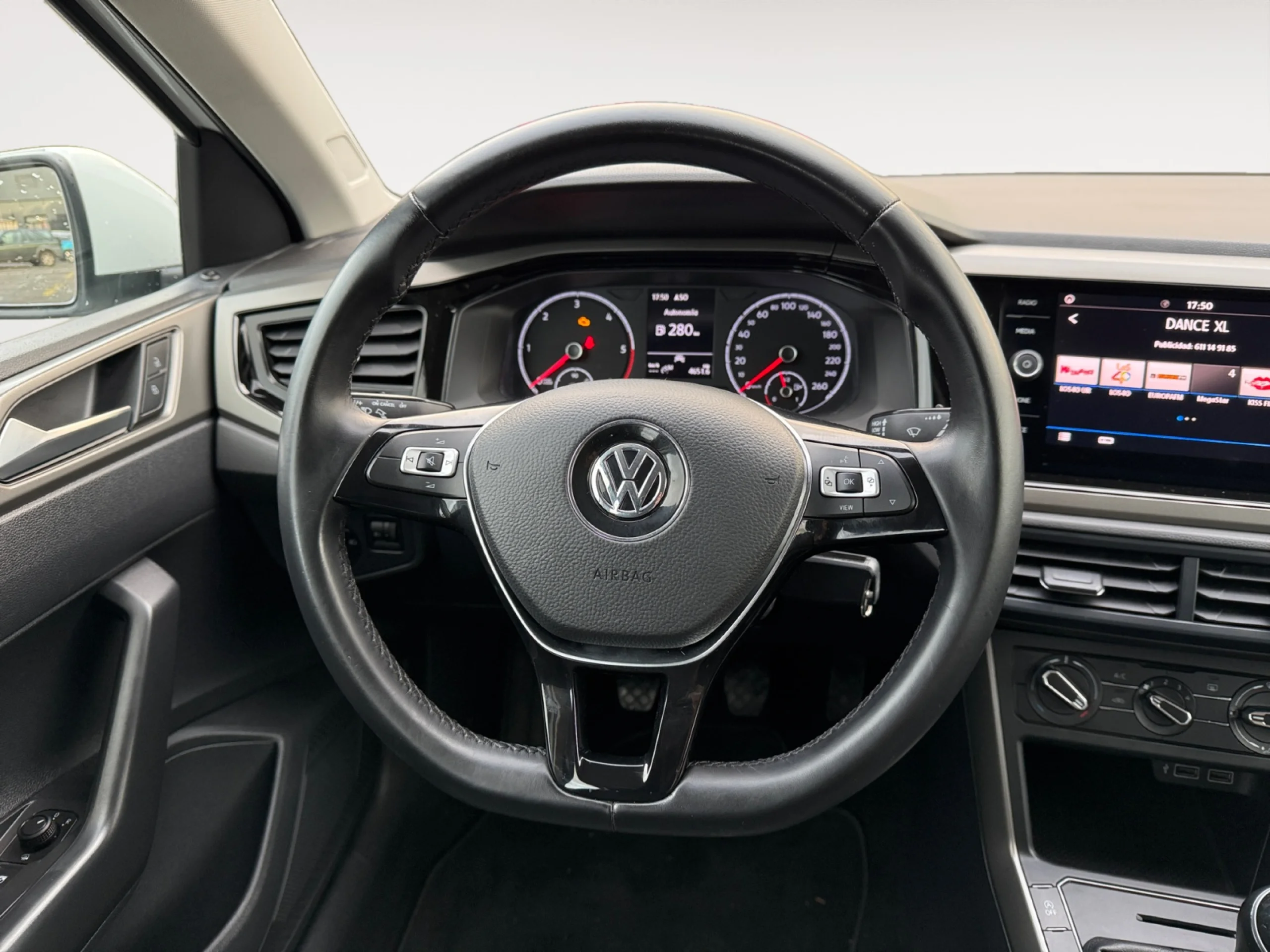 VOLKSWAGEN POLO ADVANCE 1.6 TDI 70KW (95CV) - Foto 11