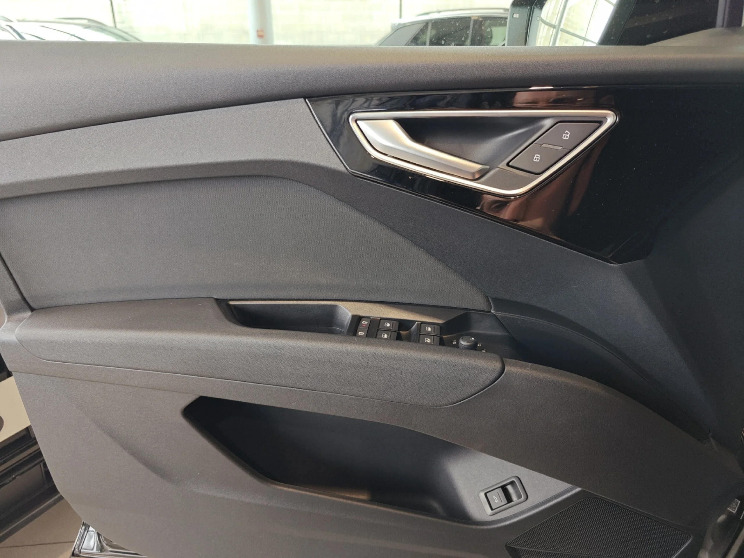 AUDI Q4 E TRON ADVANCED 40 E TRON 150KW 82KWH - Foto 13