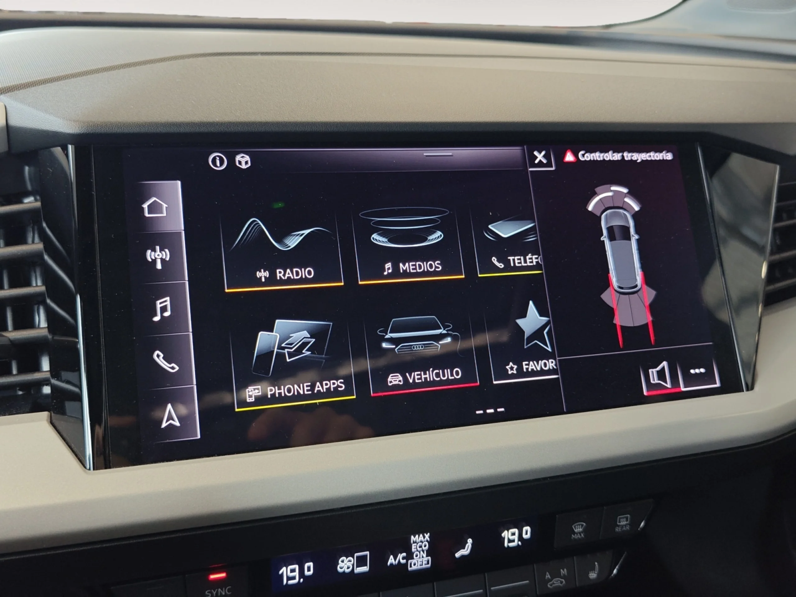AUDI Q4 E TRON ADVANCED 40 E TRON 150KW 82KWH - Foto 16