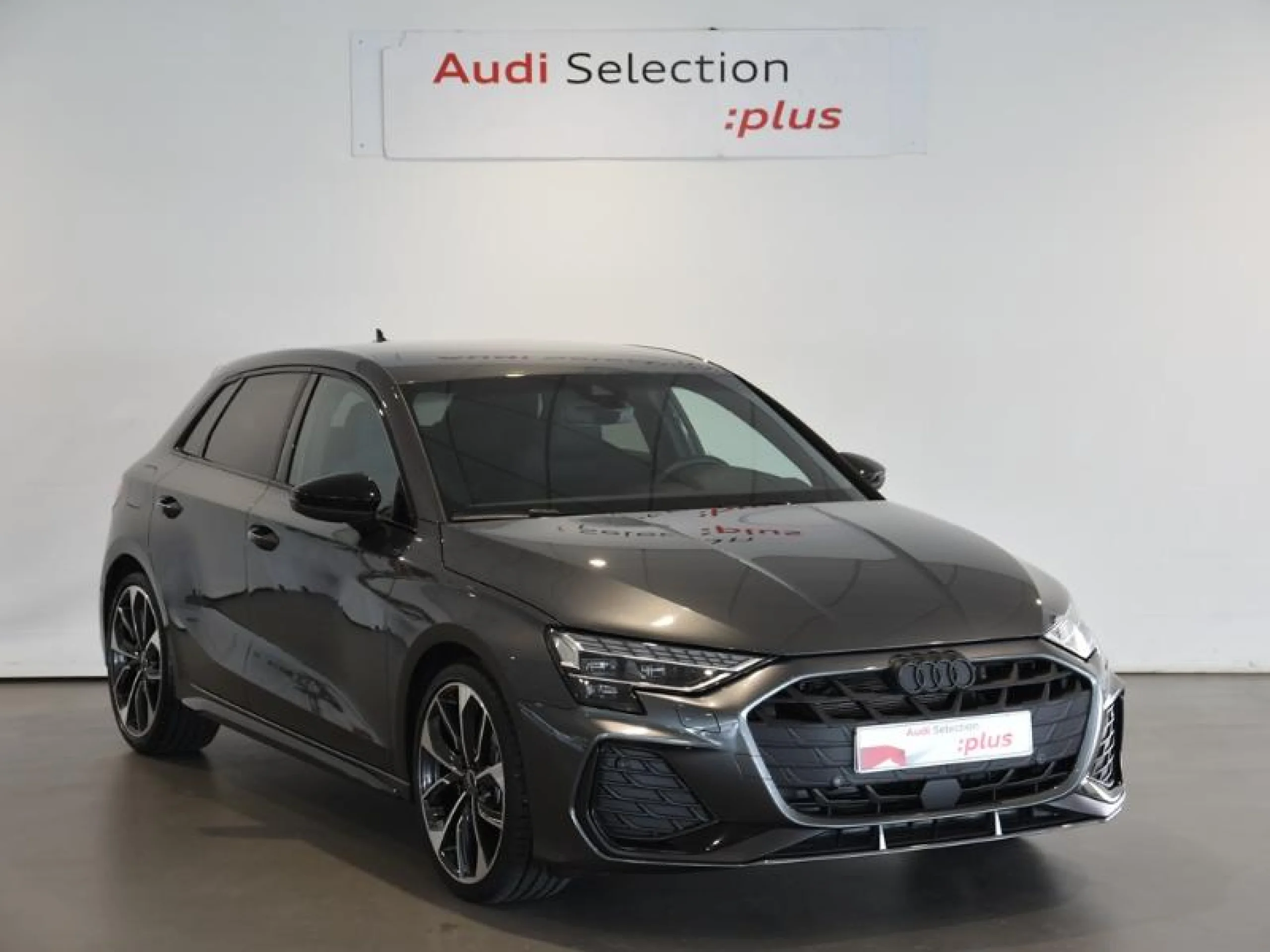 AUDI A3 SPORTBACK BLACK LINE 35 TFSI 110KW S TRO - Foto 1