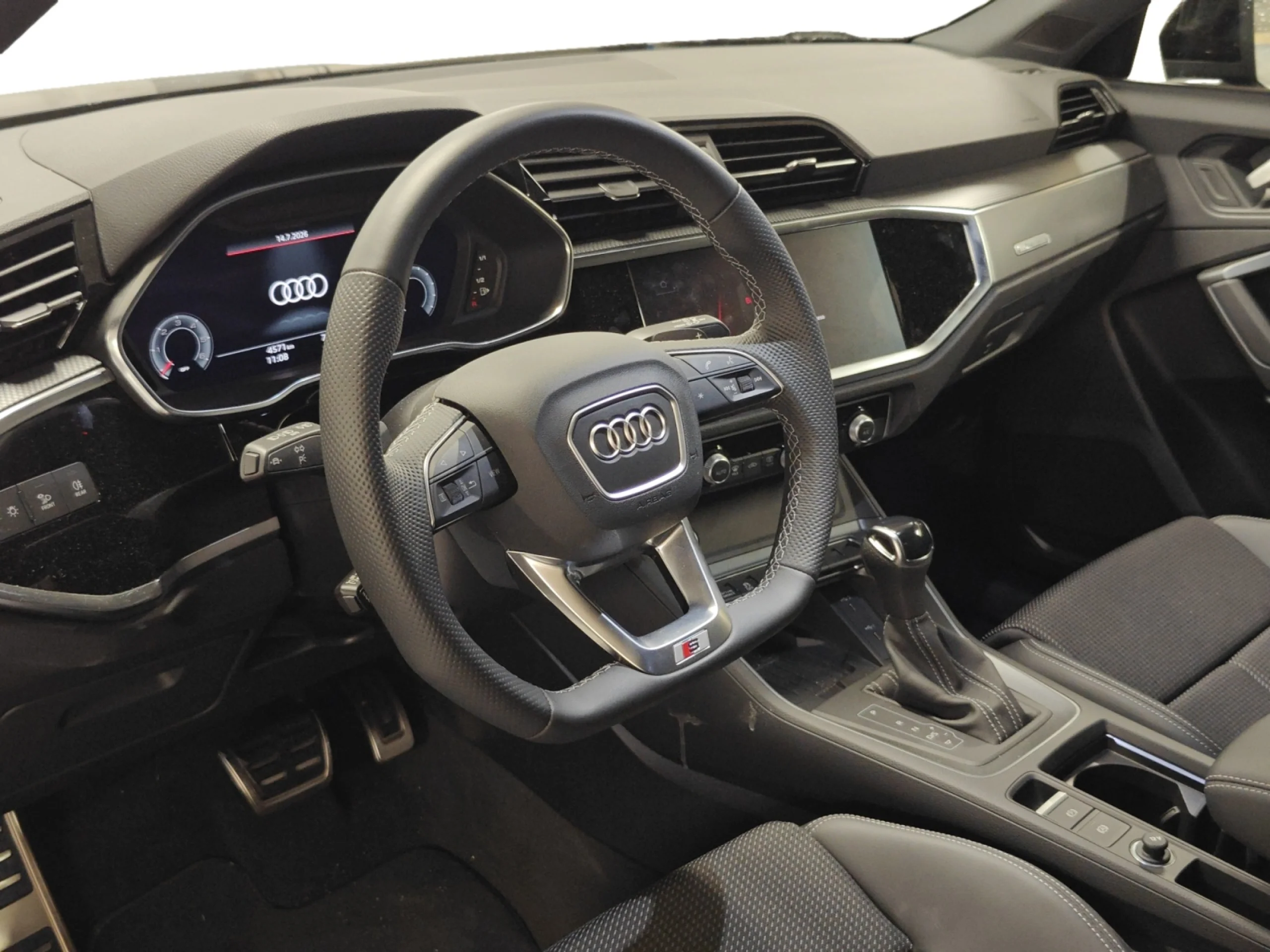 AUDI Q3 SPORTBACK BLACK LINE 35 TDI 110KW (150CV) S TRONIC - Foto 9
