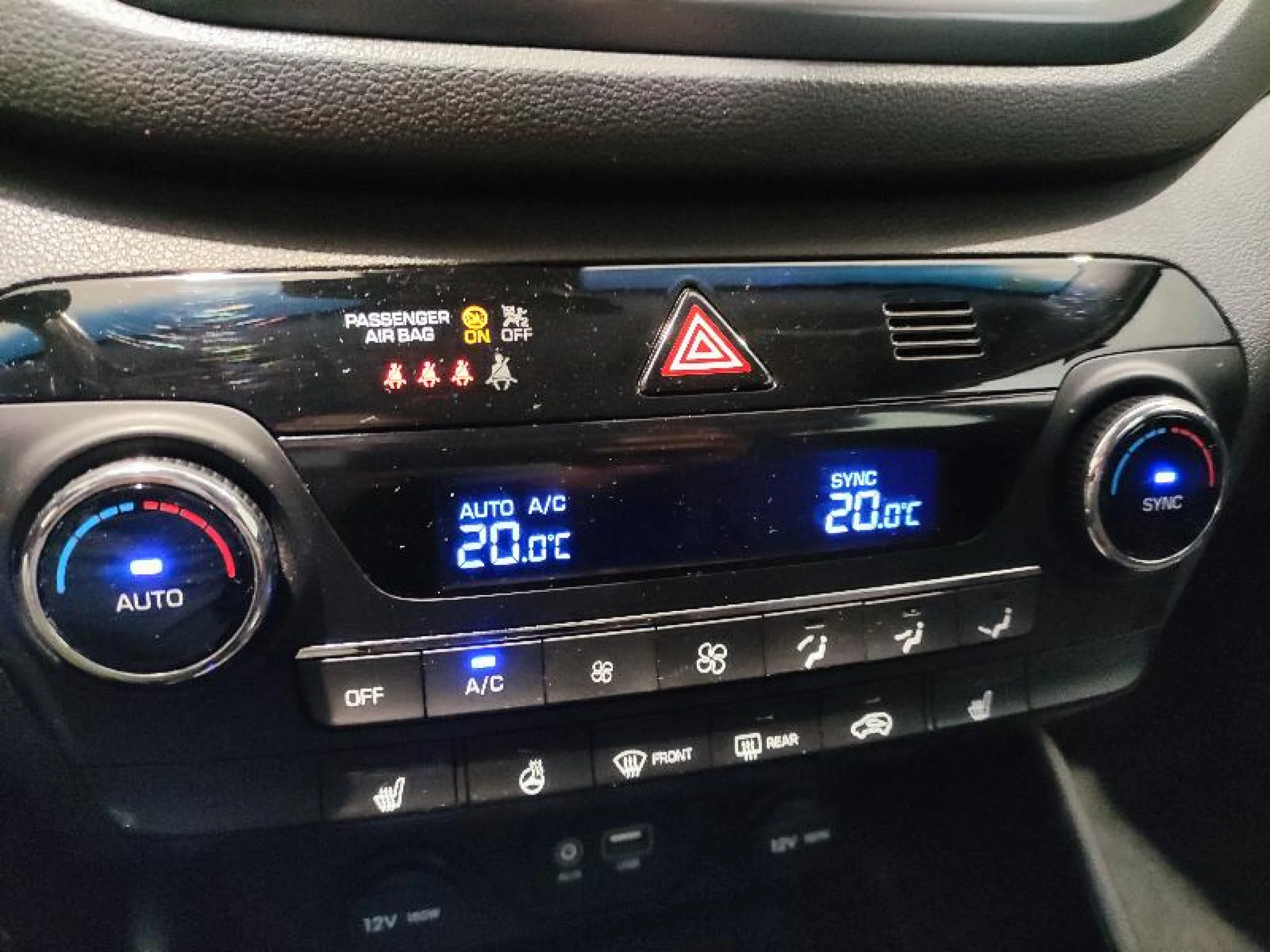 HYUNDAI TUCSON 2.0 CRDI 100KW (136CV) BDRIVE KOSMO 4X2 - Foto 15