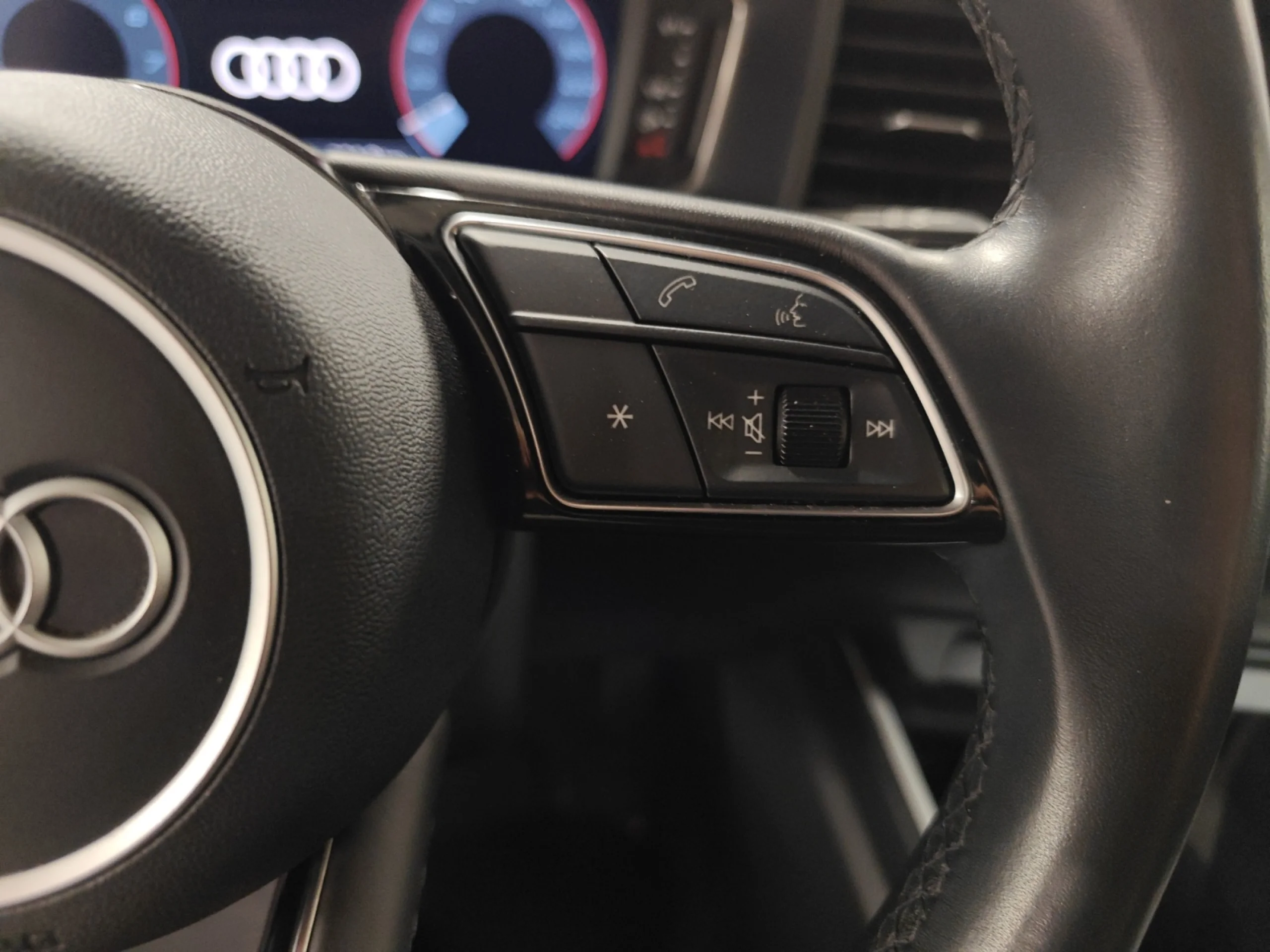 AUDI A1 SPORTBACK 25 TFSI 70KW (95CV) - Foto 10
