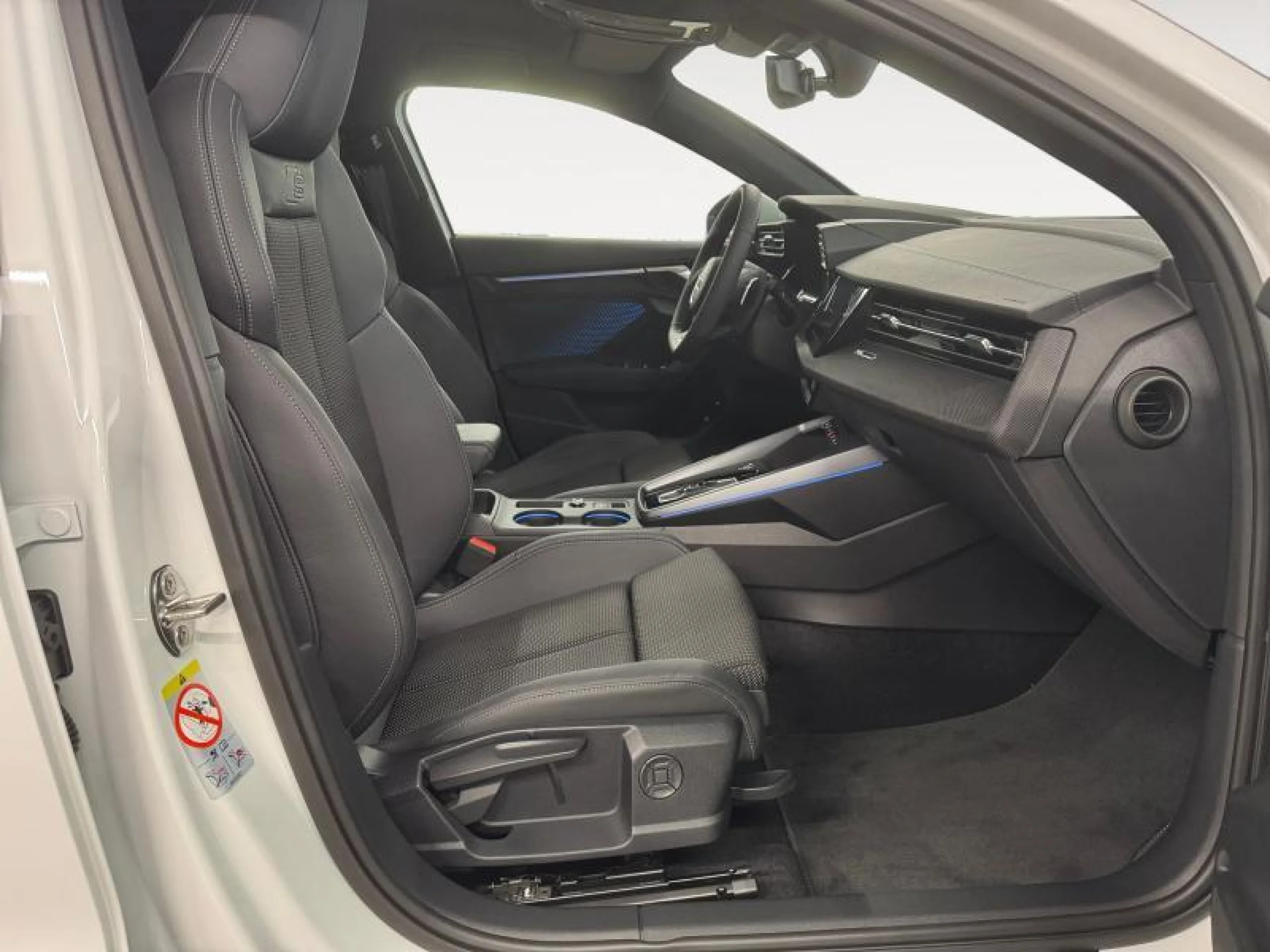 AUDI A3 SPORTBACK ADVANCED 35 TFSI 110KW S TRON - Foto 7
