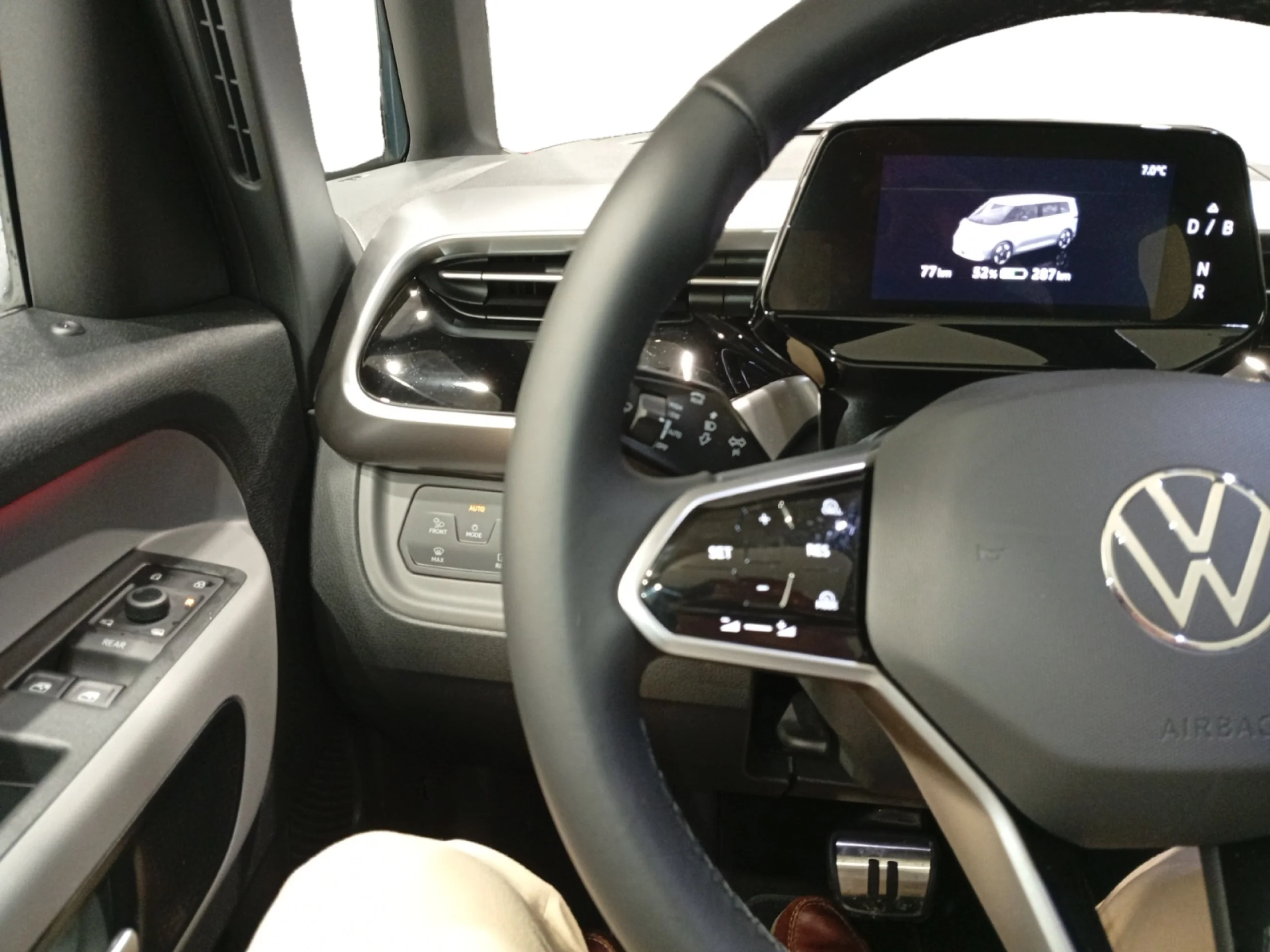 VW COMERCIALES ID. BUZZ ID. BUZZ  PRO 7 ASIENTOS  BATALLA LARGA  210 KW (286 CV) 86 KWH AUT 1 VEL. - Foto 9