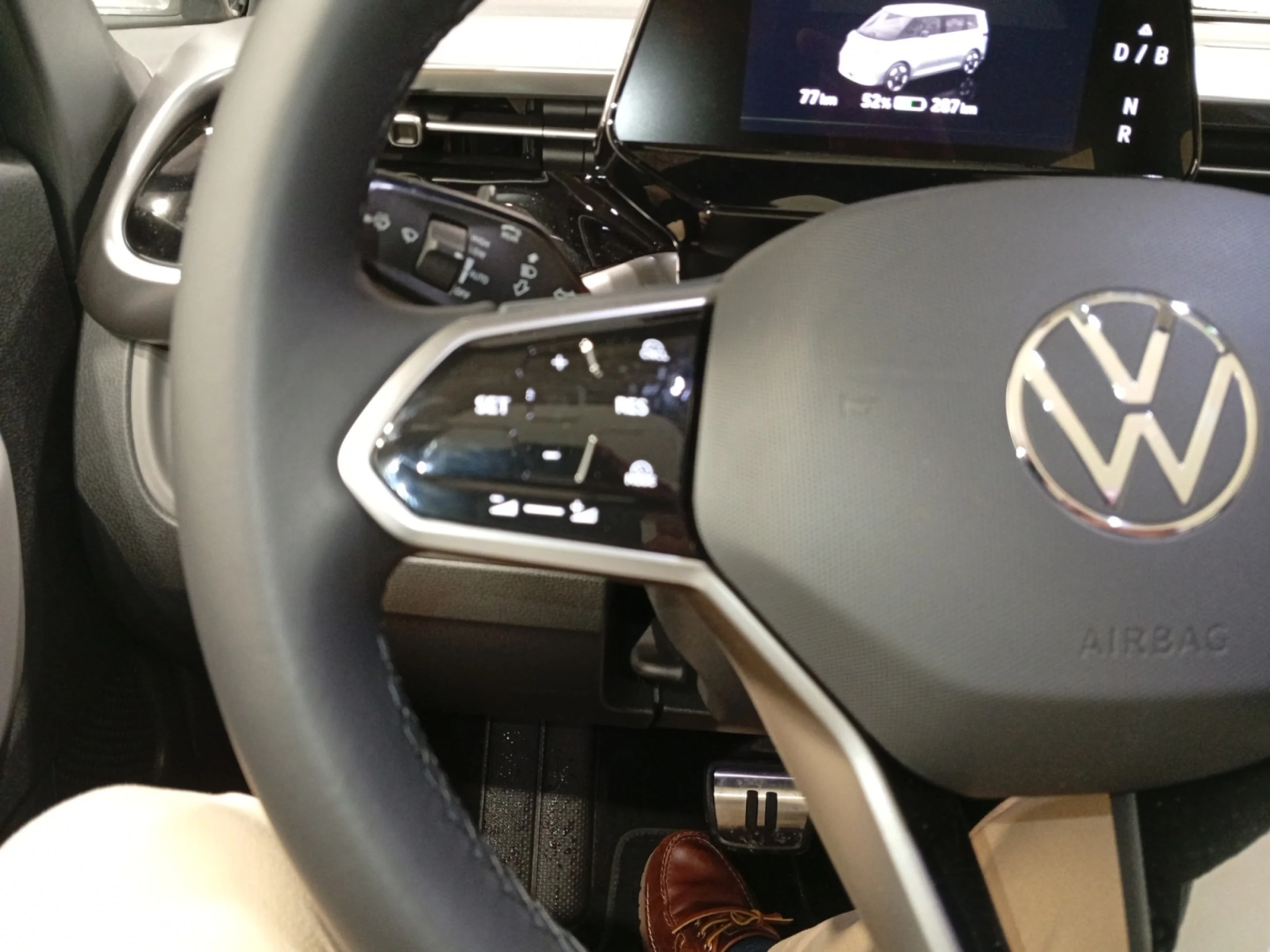 VW COMERCIALES ID. BUZZ ID. BUZZ  PRO 7 ASIENTOS  BATALLA LARGA  210 KW (286 CV) 86 KWH AUT 1 VEL. - Foto 11