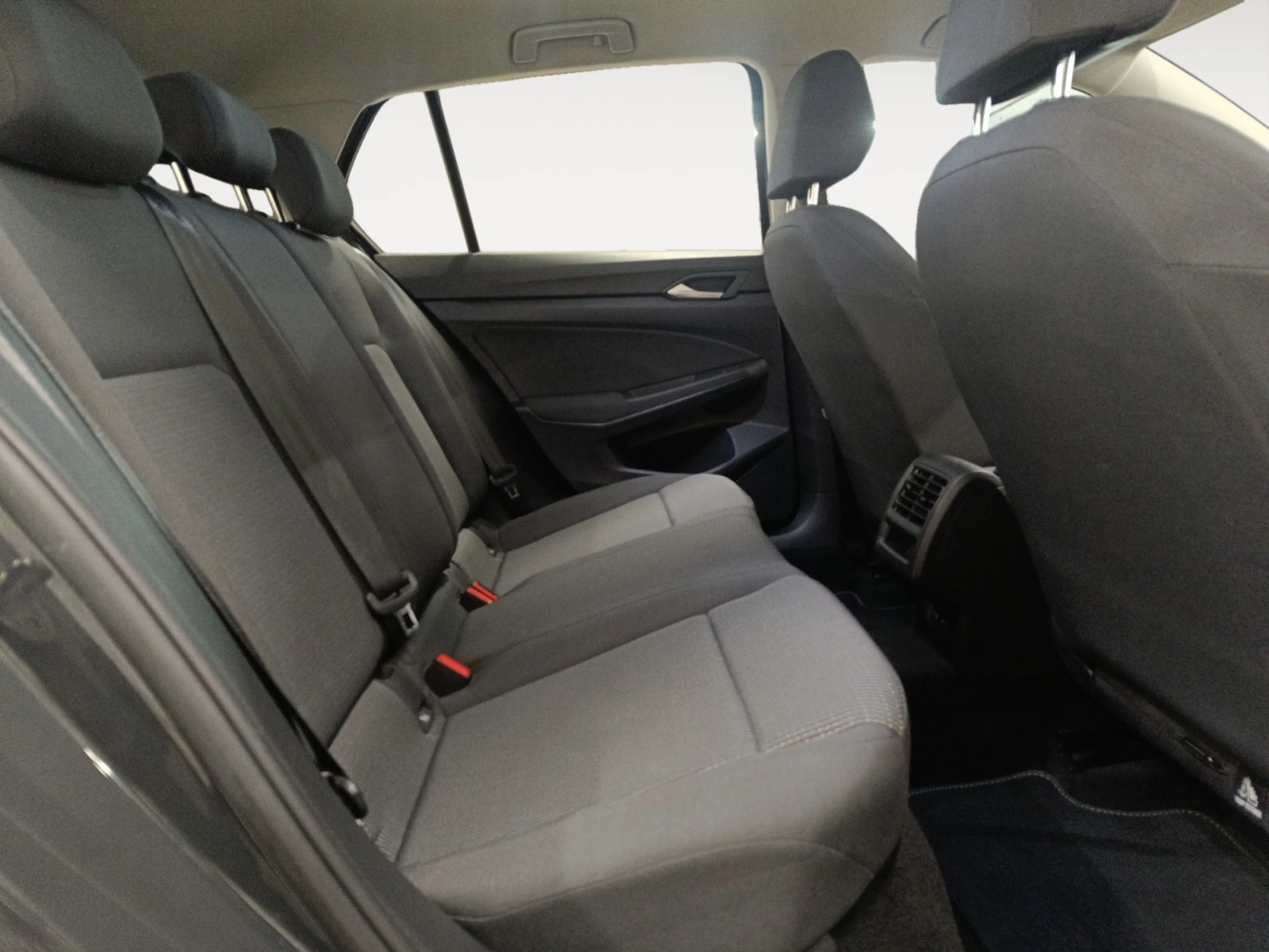 VOLKSWAGEN GOLF 2.0 TDI 85KW (115CV) - Foto 6