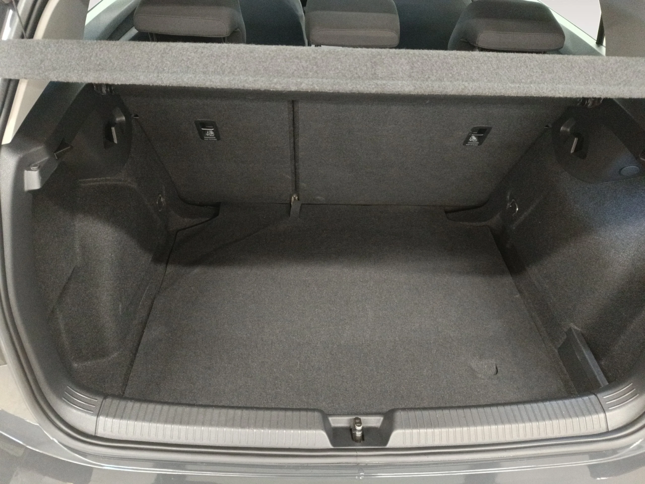 VOLKSWAGEN GOLF 2.0 TDI 85KW (115CV) - Foto 7