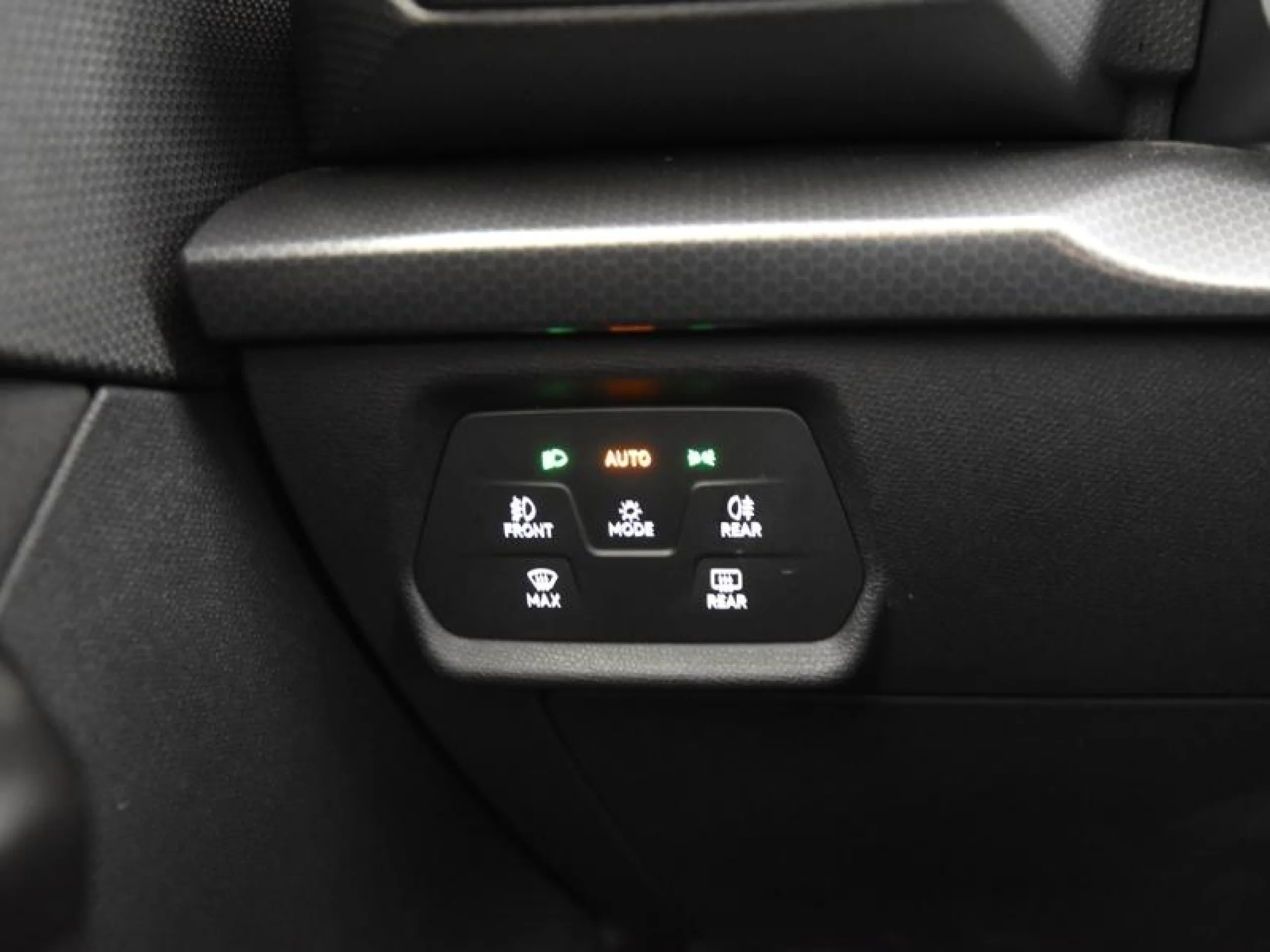 SEAT LEON 2.0 TDI 85KW S&S REFERENCE - Foto 17