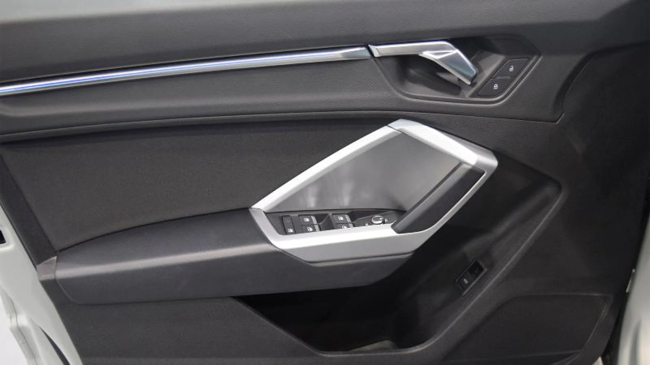 AUDI Q3 SPORTBACK BLACK LINE 35 TDI 110KW (150CV) S TRONIC - Foto 14