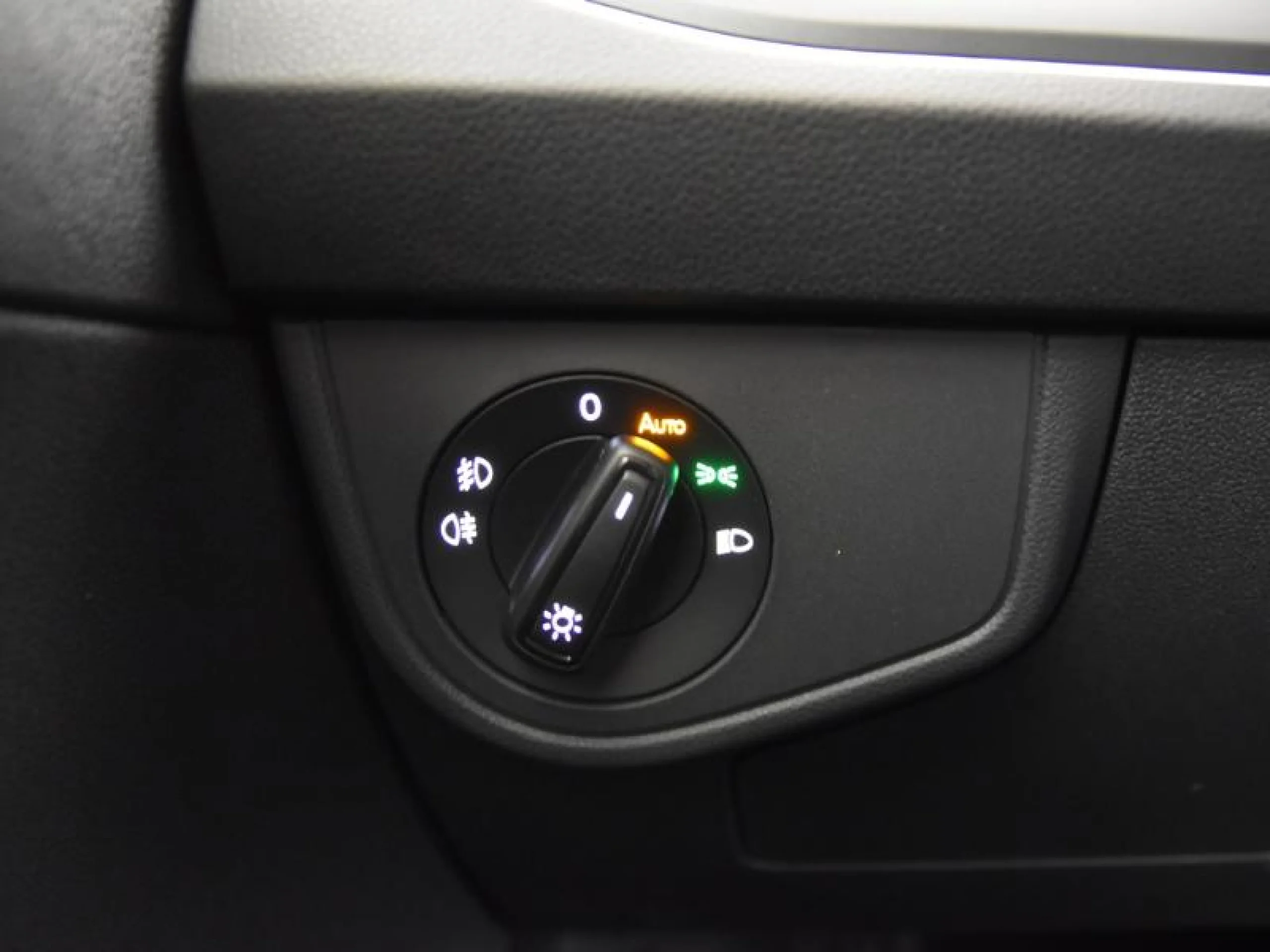 VOLKSWAGEN TAIGO TAIGO R LINE  1.0 TSI 85 KW (116 CV )  AUTOMÁTICO DSG 7 VEL. - Foto 16