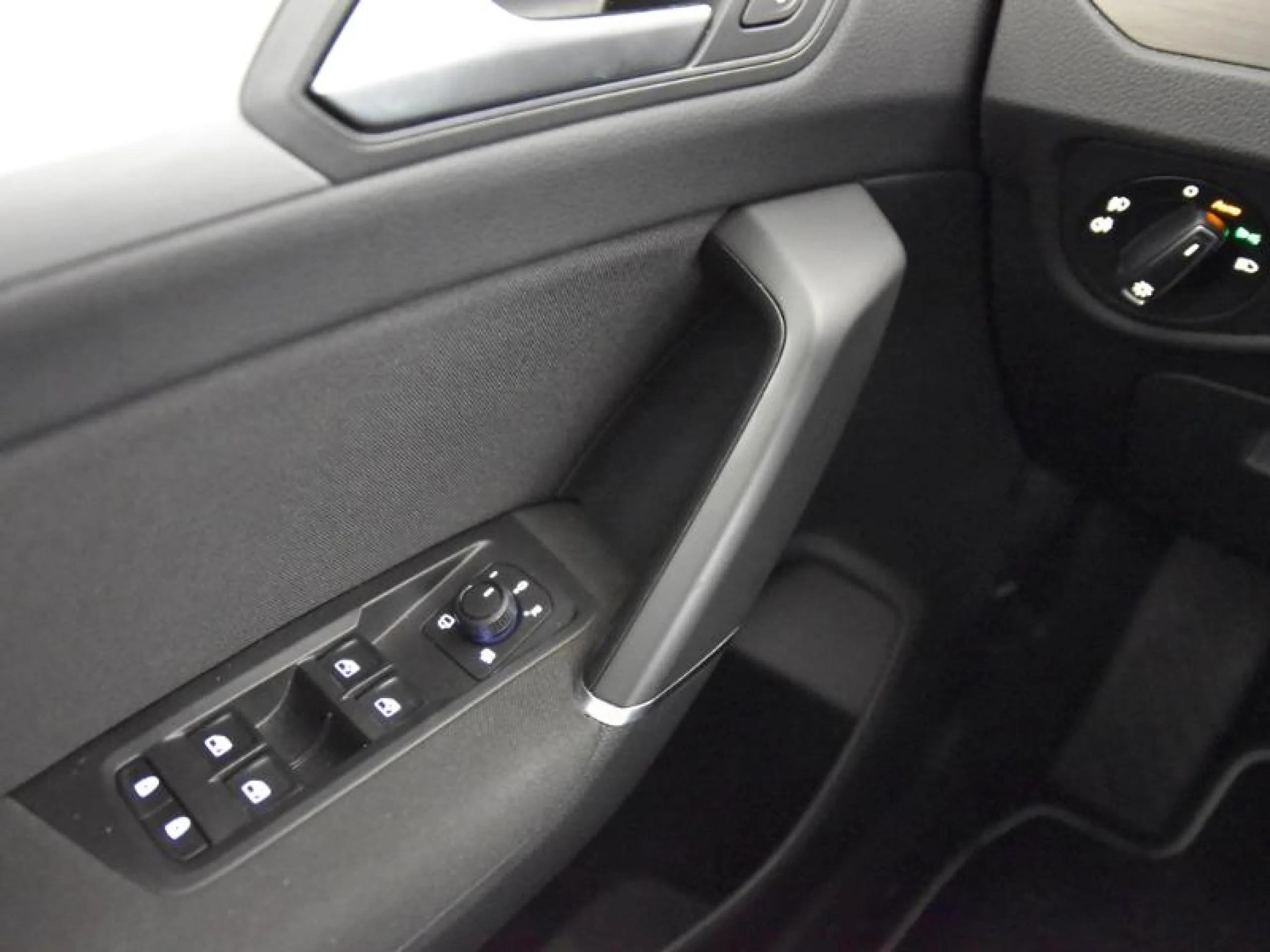 VOLKSWAGEN TOURAN ··MÁS·· 2.0 TDI 110KW (150CV) DSG - Foto 14