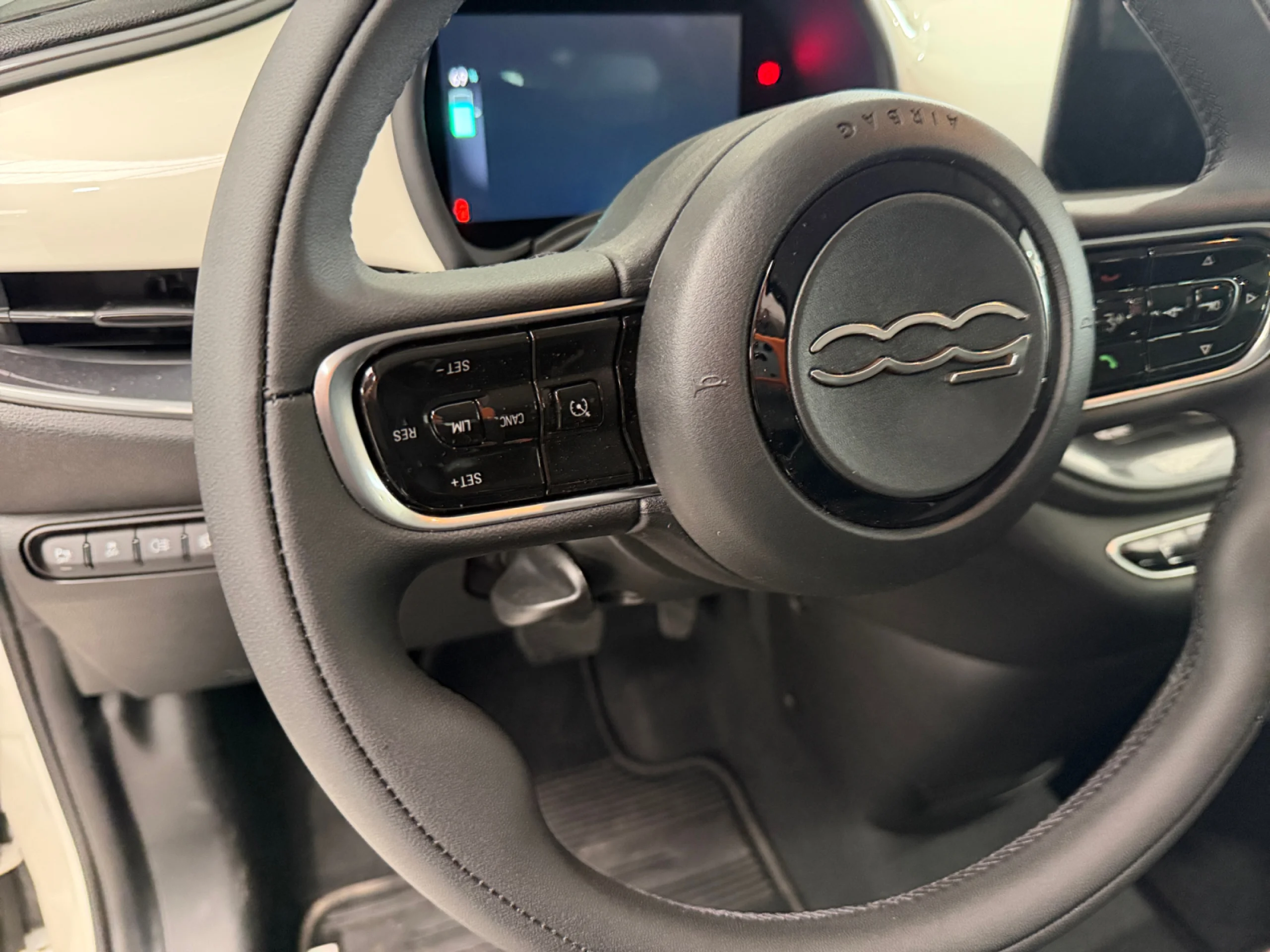 FIAT 500 ICON HB 190KM 70KW (95CV) - Foto 11