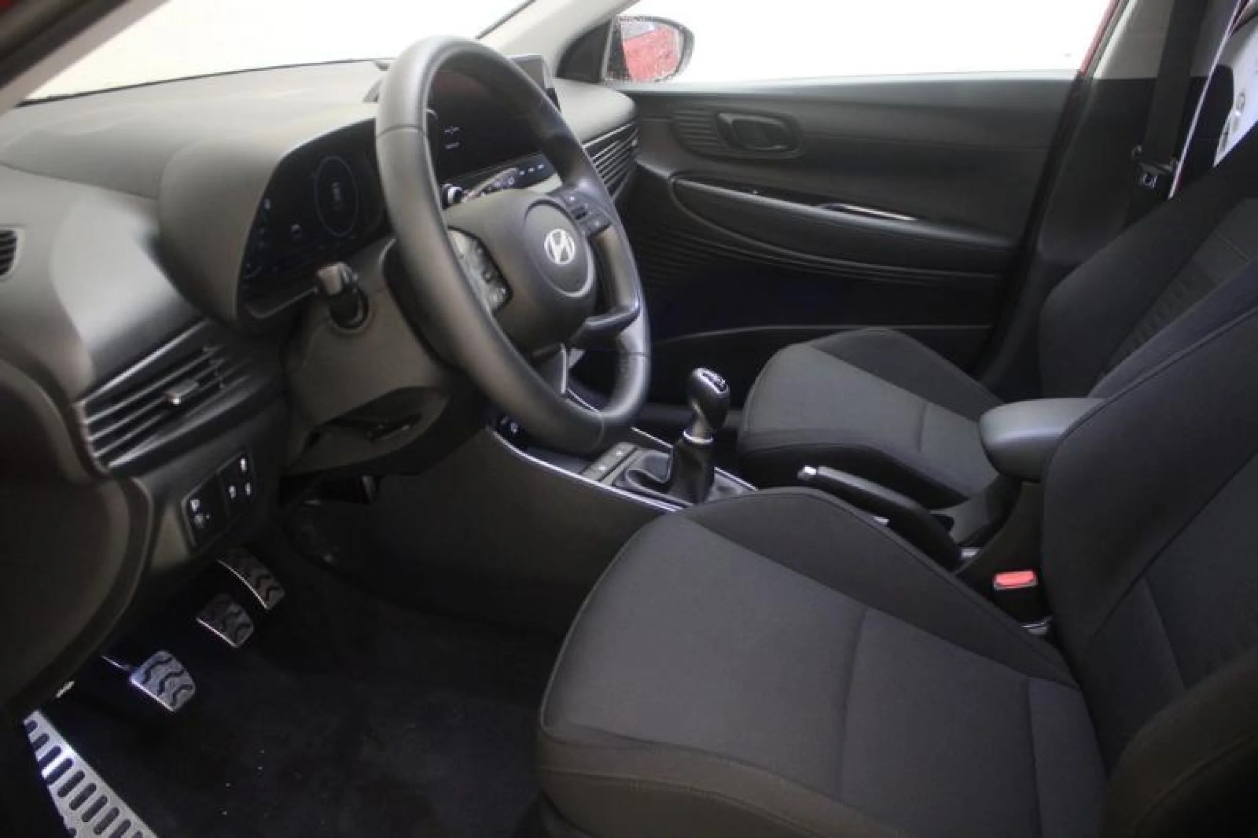 HYUNDAI BAYON 1.0 TGDI 74KW (100CV) 48V MAXX - Foto 4