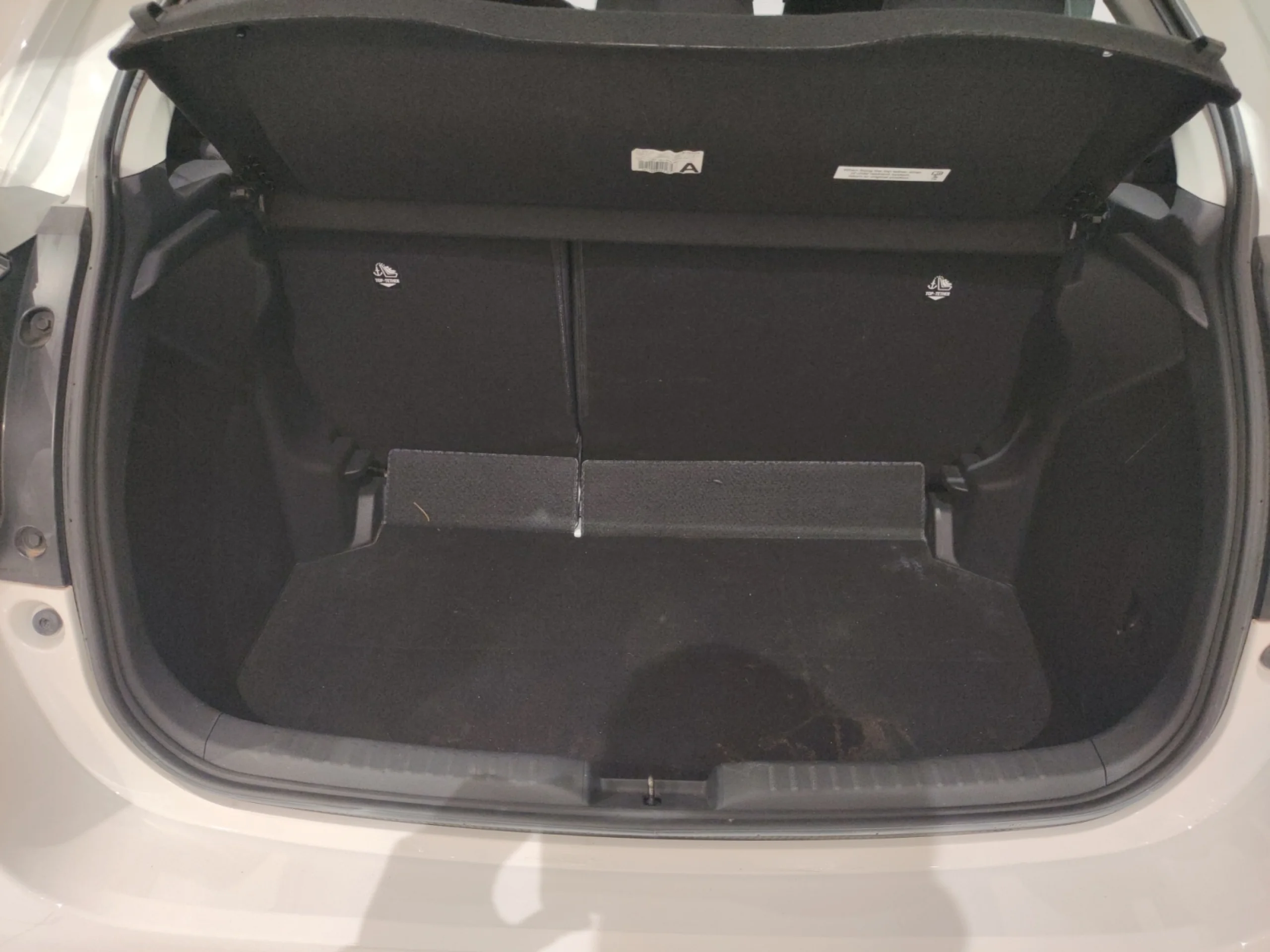 TOYOTA Yaris 1.5 120H BUSINESS PLUS - Foto 6