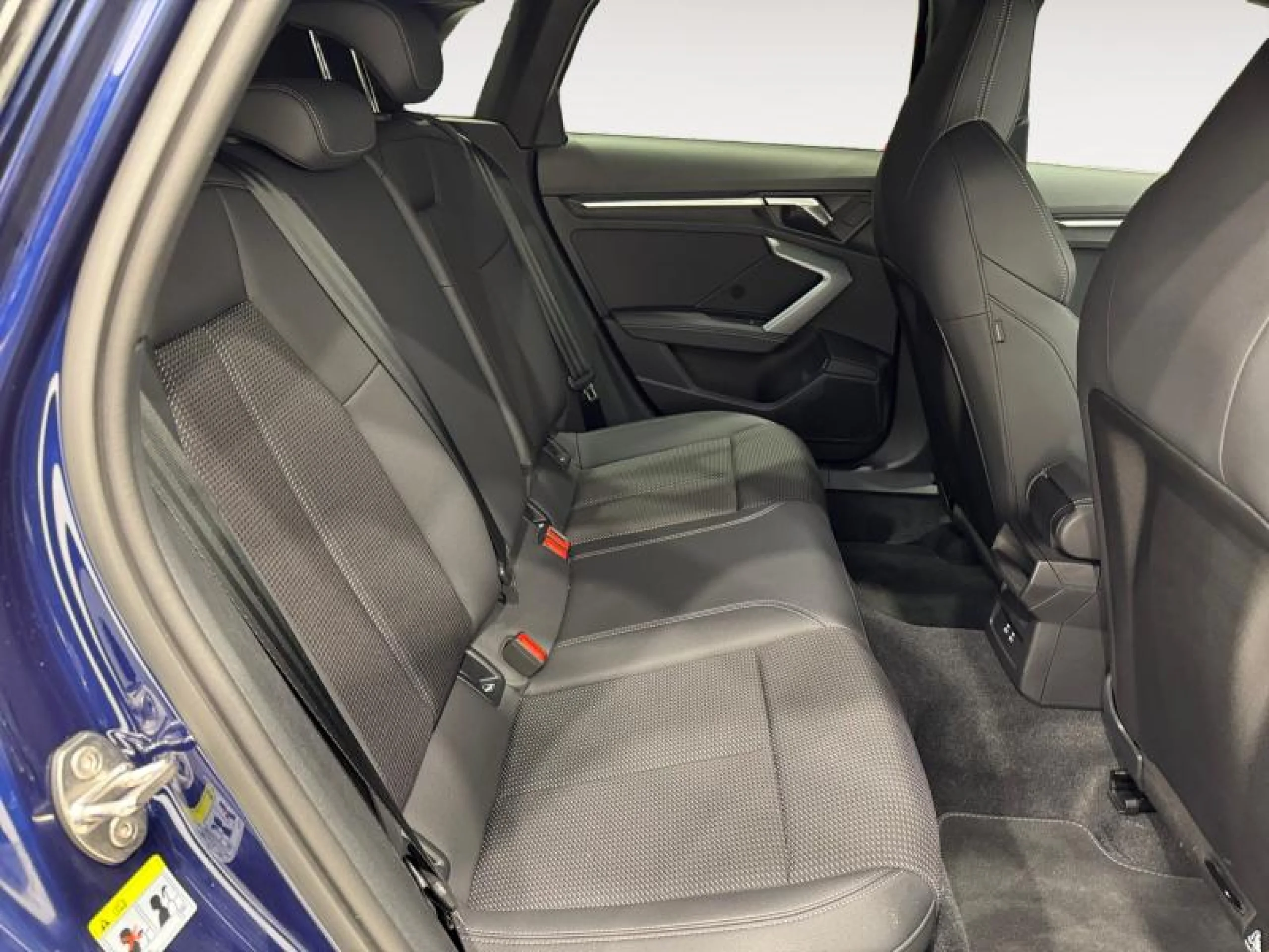 AUDI A3 SPORTBACK S LINE 40 TFSI E 150KW S TRON - Foto 6