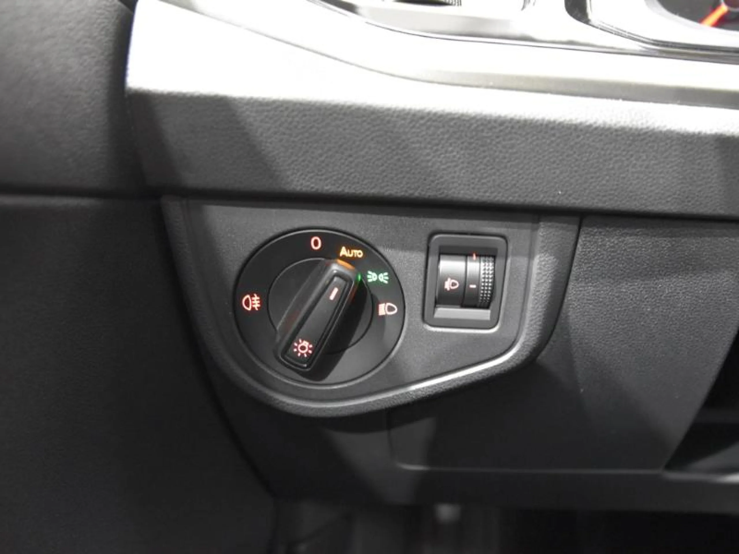 VOLKSWAGEN POLO ADVANCE 1.0 TSI 70KW (95CV) - Foto 16