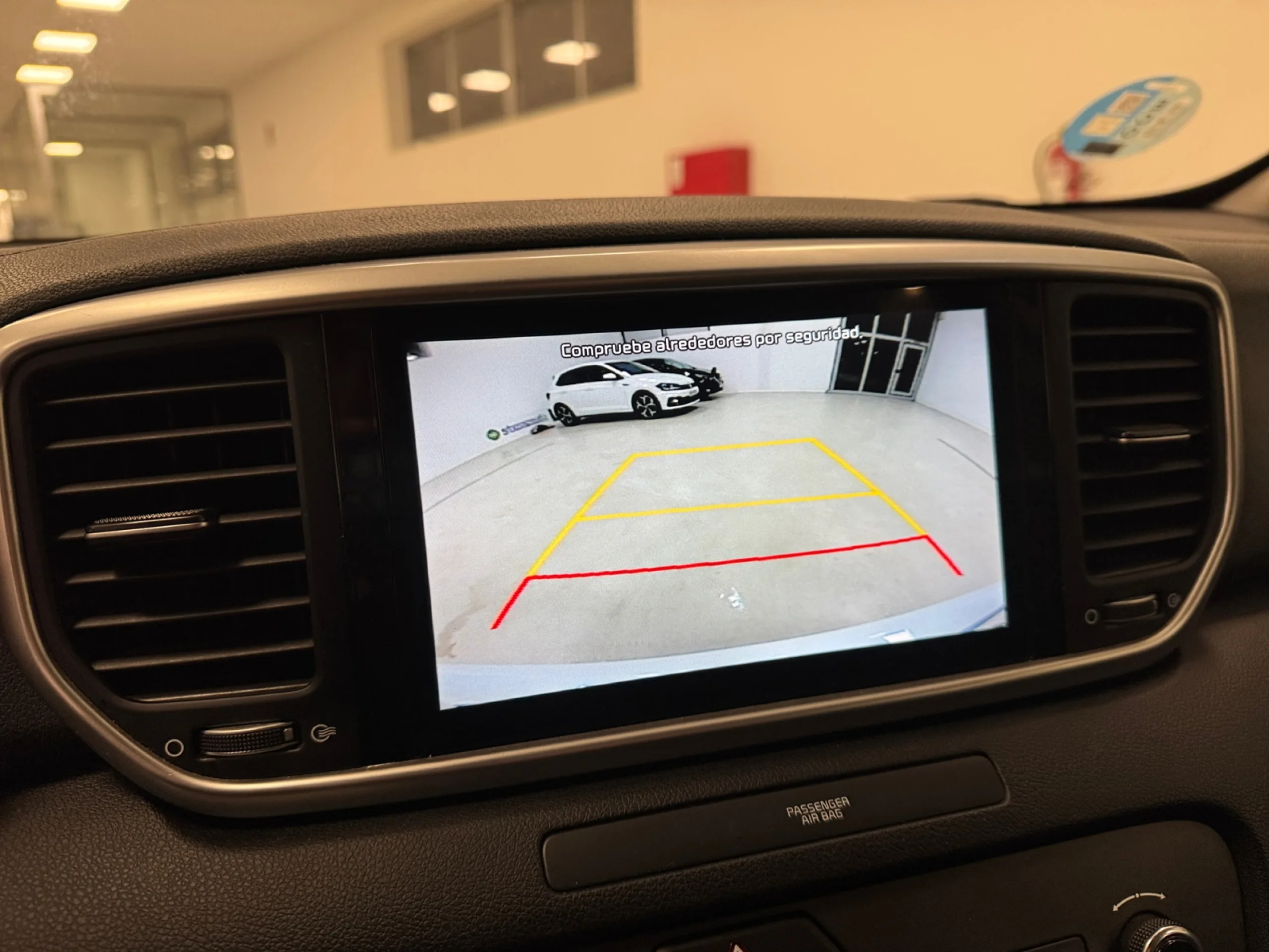 KIA SPORTAGE 1.6 MHEV BUSINESS 100KW (136CV) 4X4 - Foto 13