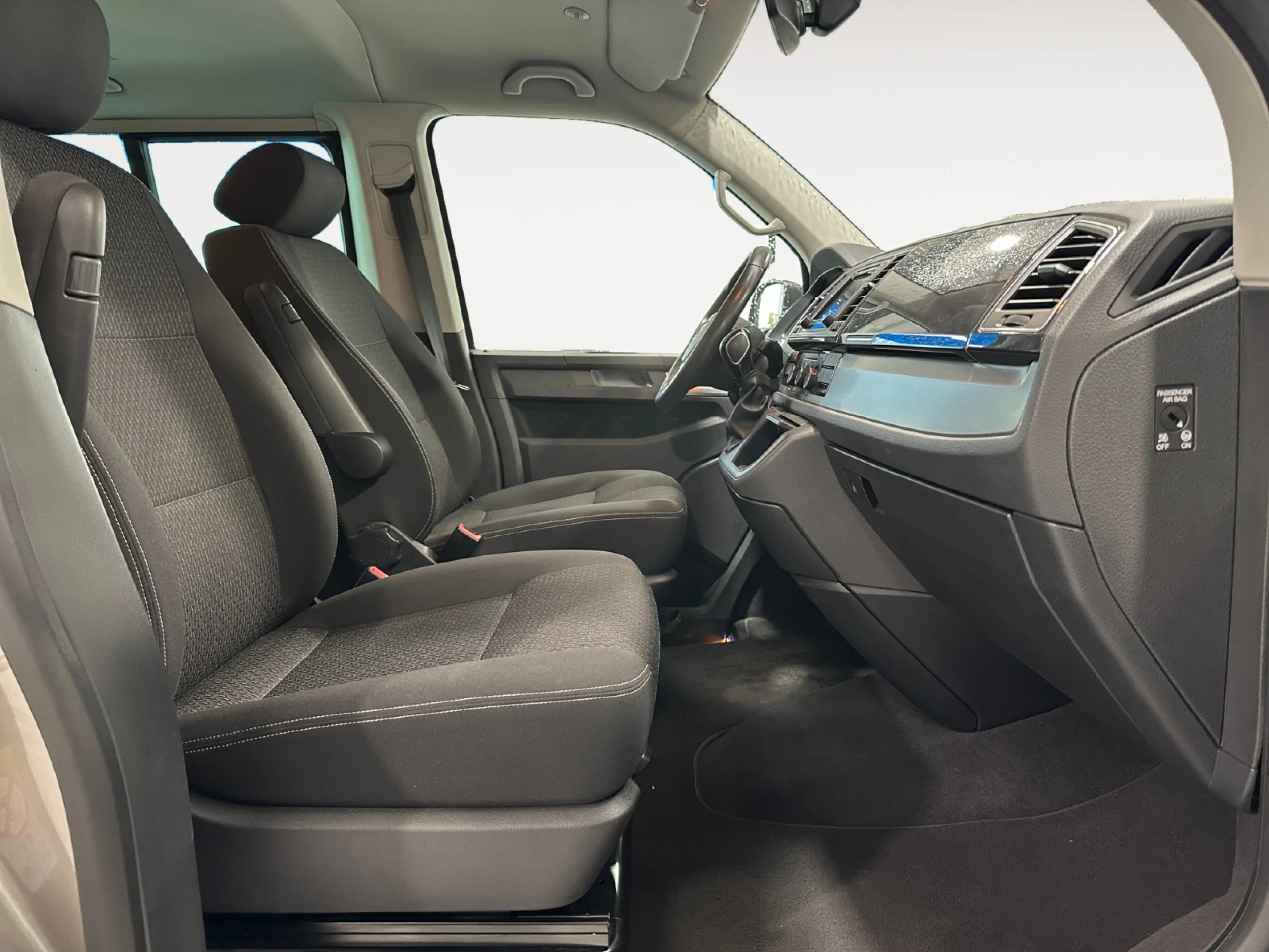 VOLKSWAGEN Multivan OUTDOOR CORTO 2.0 TDI 110KW BMT DSG - Foto 5