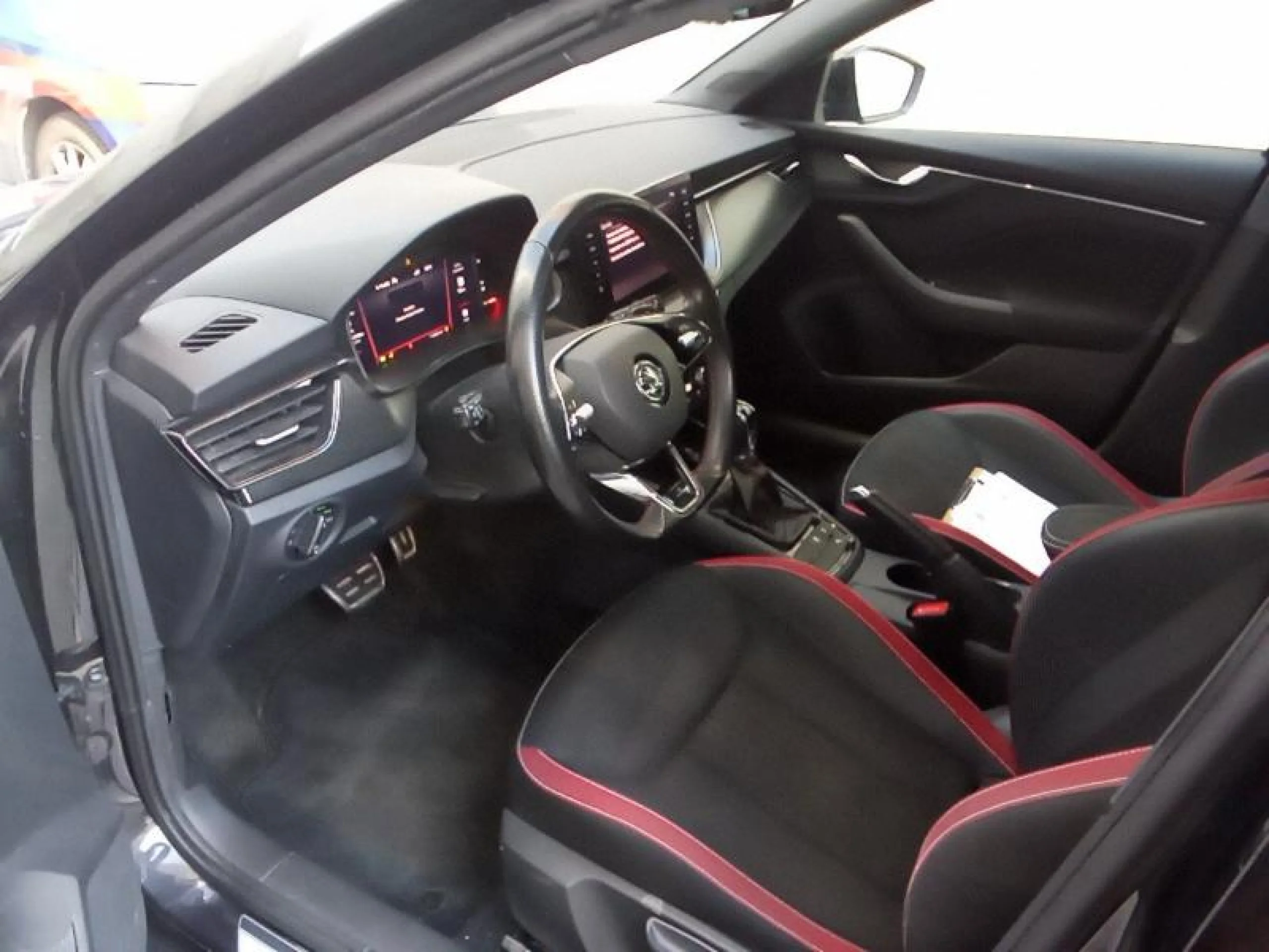 SKODA SCALA 1.5 TSI 110 KW (150 CV) DSG MONTECARLO - Foto 4
