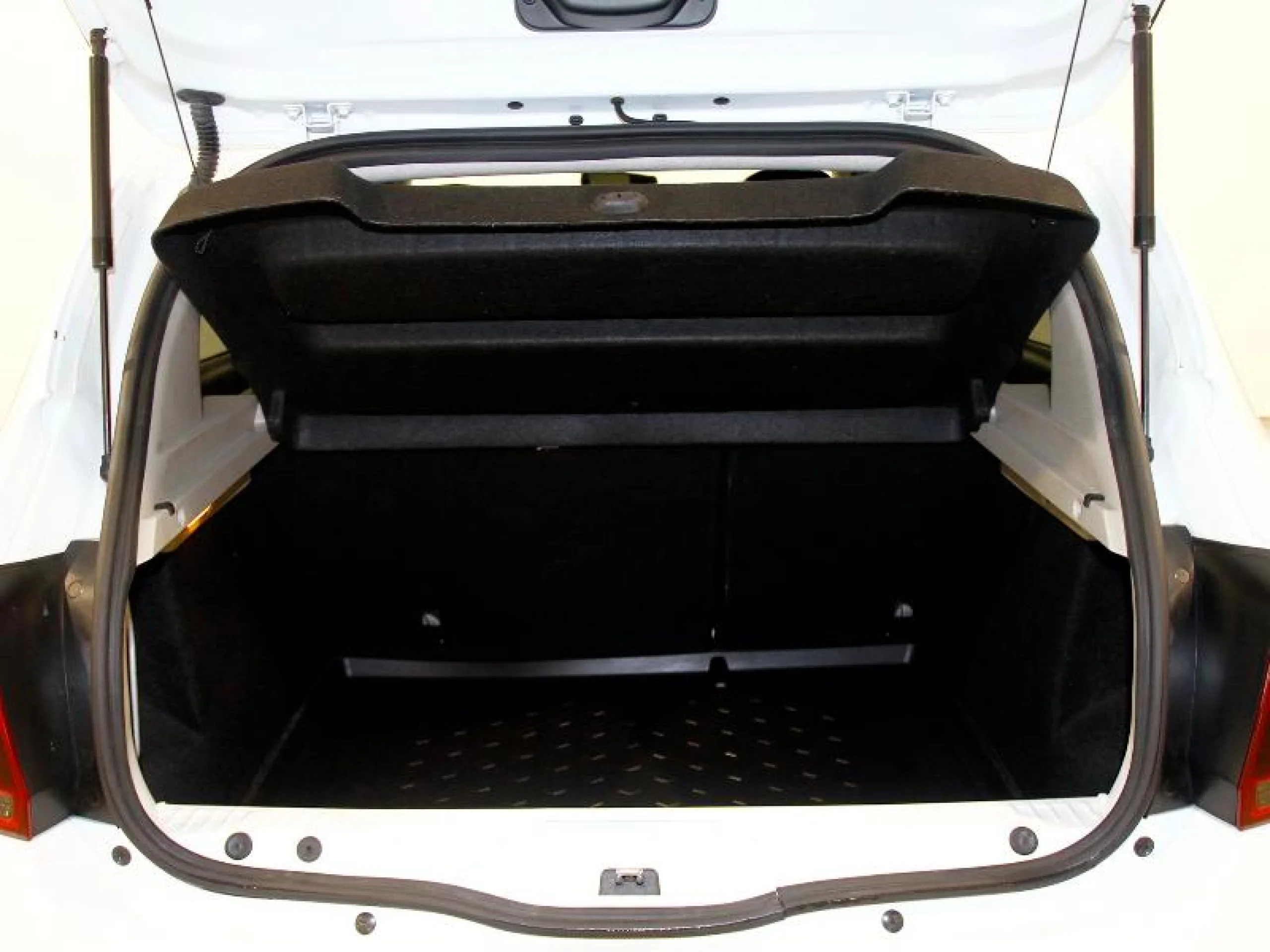 DACIA SANDERO STEPWAY ESSENTIAL TCE 66KW (90CV)   SS - Foto 15