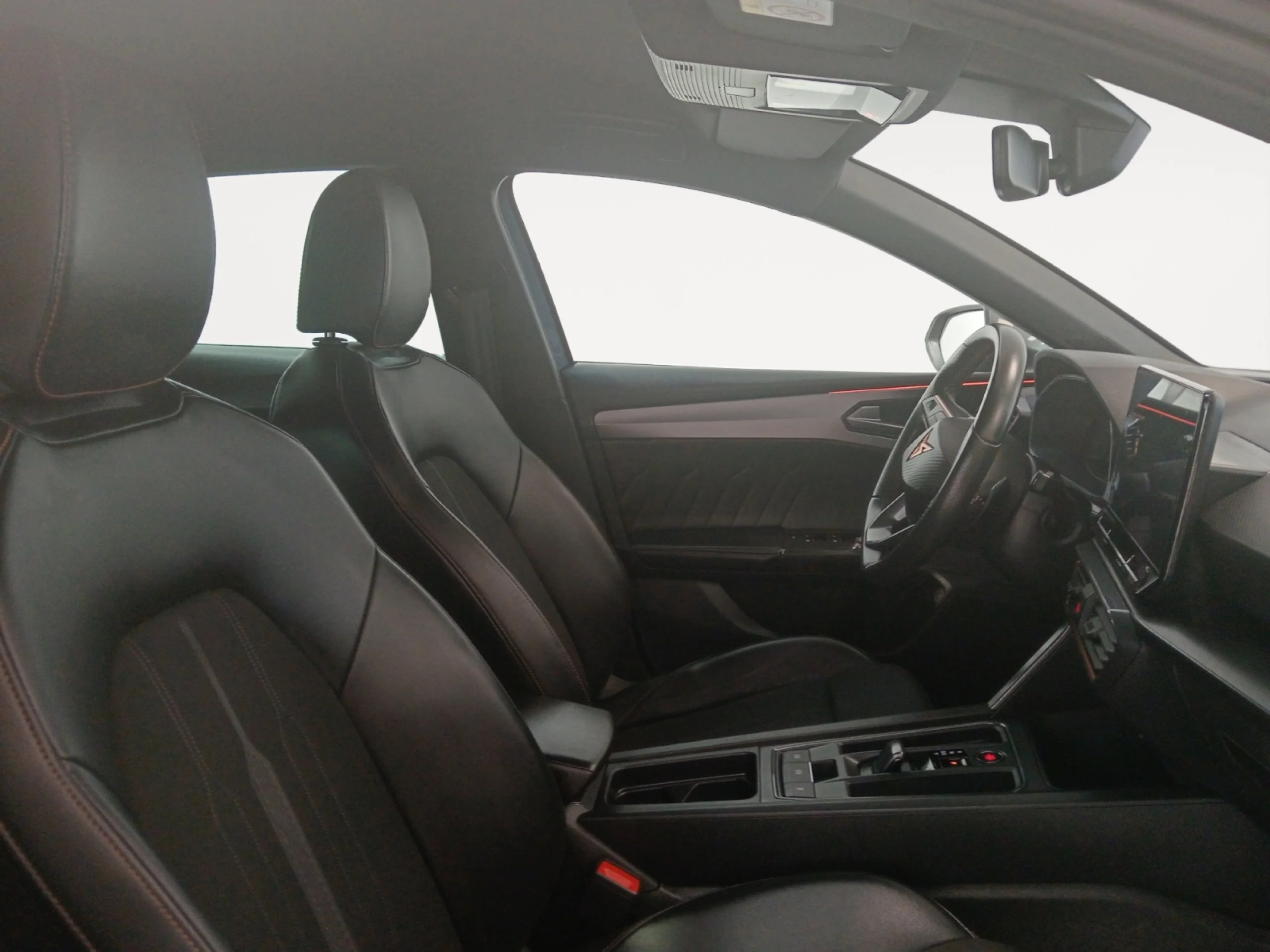 CUPRA LEON 1.5 ETSI 110KW 150CV) DSG - Foto 5