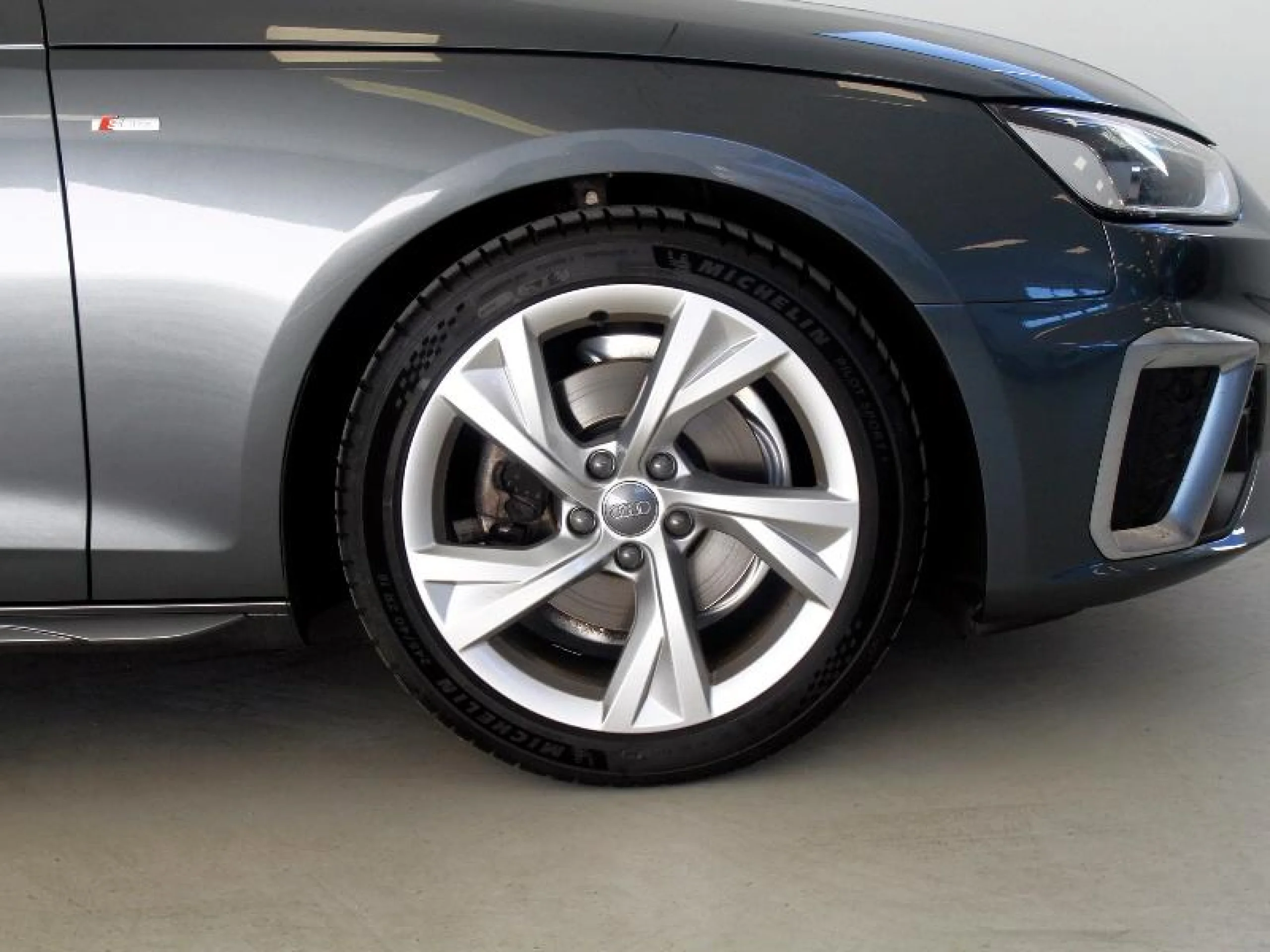 AUDI A4 AVANT S LINE 35 TDI 120KW S TRONIC - Foto 16