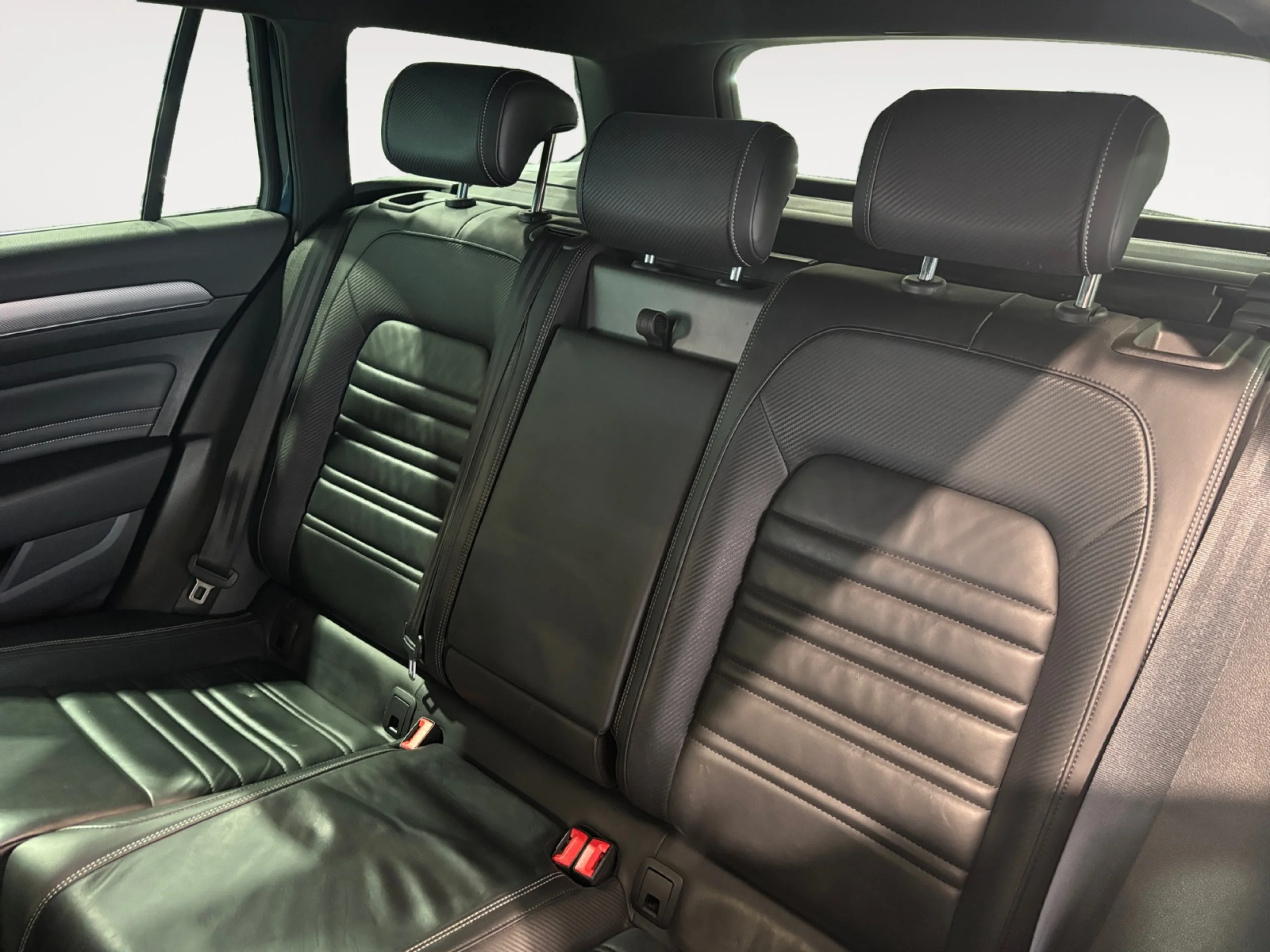 VOLKSWAGEN PASSAT VARIANT R LINE 2.0 TDI 110KW DSG - Foto 6
