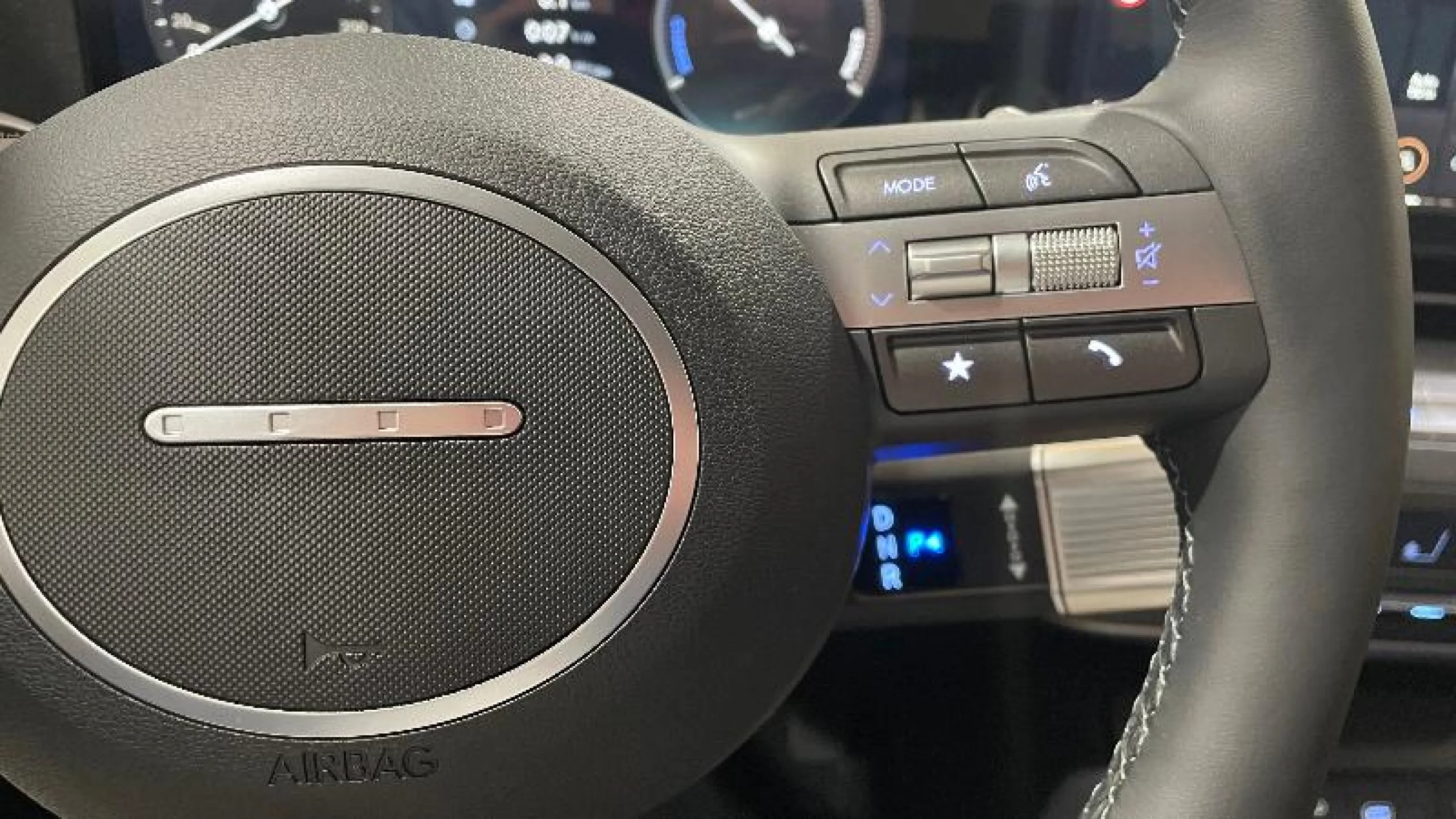 HYUNDAI KONA EV 150KW 65KWH TECNO 2C - Foto 21