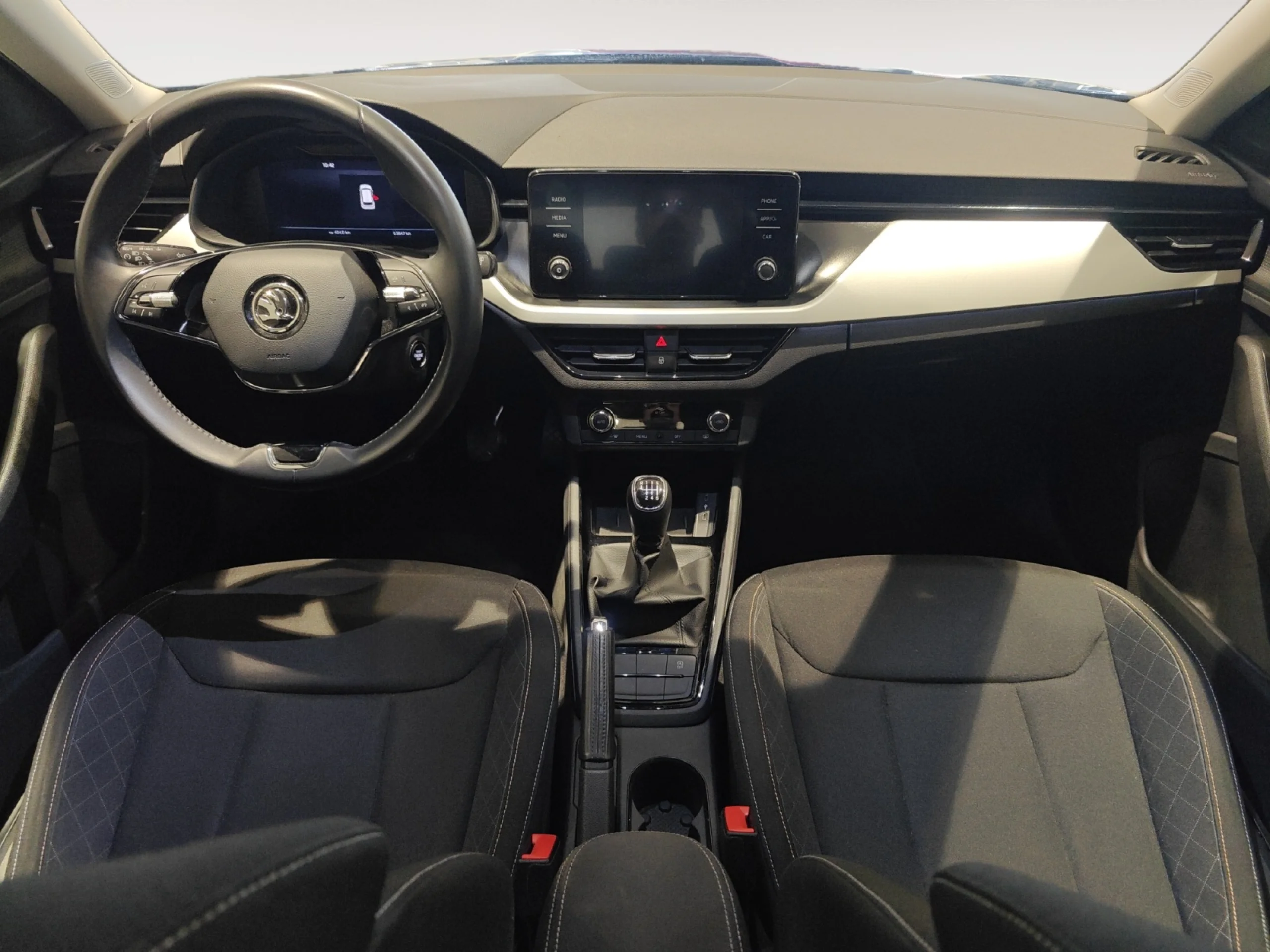 SKODA KAMIQ 1.0 TSI 81KW (110CV) AMBITION - Foto 4