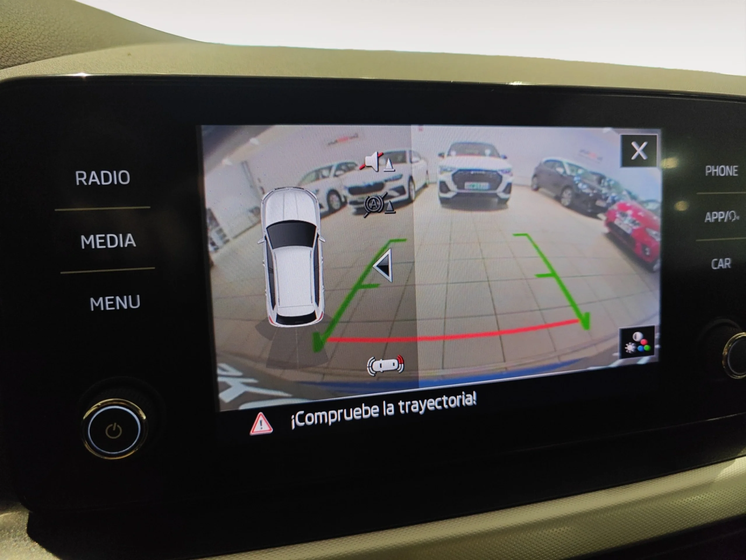 SKODA KAMIQ 1.0 TSI 81KW (110CV) AMBITION - Foto 16