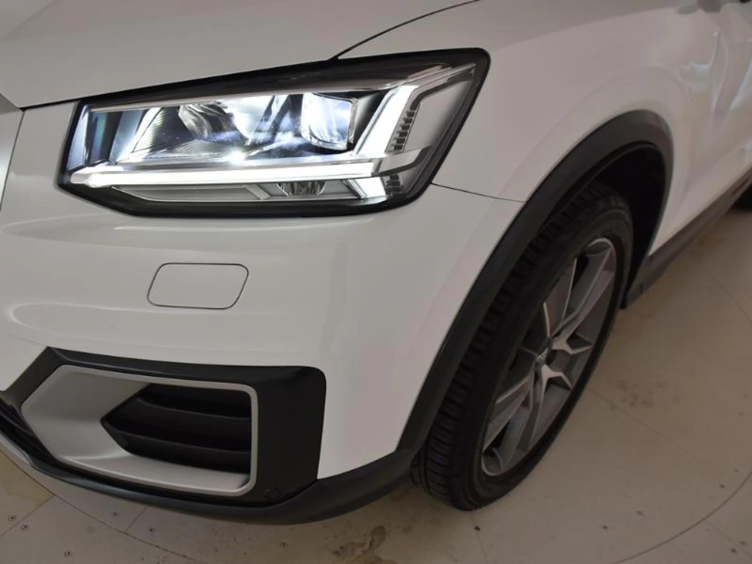 AUDI Q2 DESIGN 30 TDI 85KW (116CV) S TRONIC - Foto 18