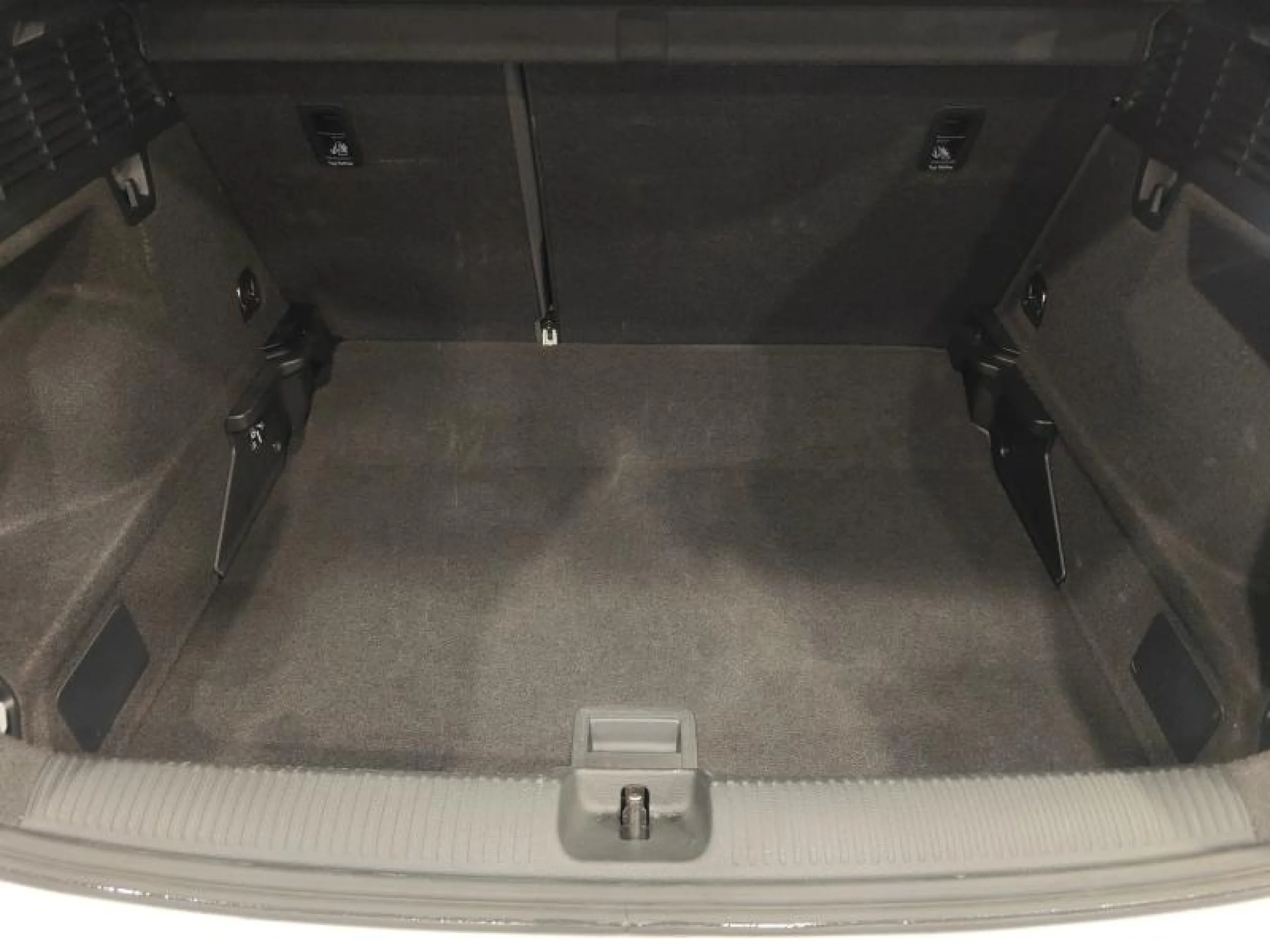 AUDI Q2 ADRENALIN 30 TFSI 81KW (110CV) - Foto 7