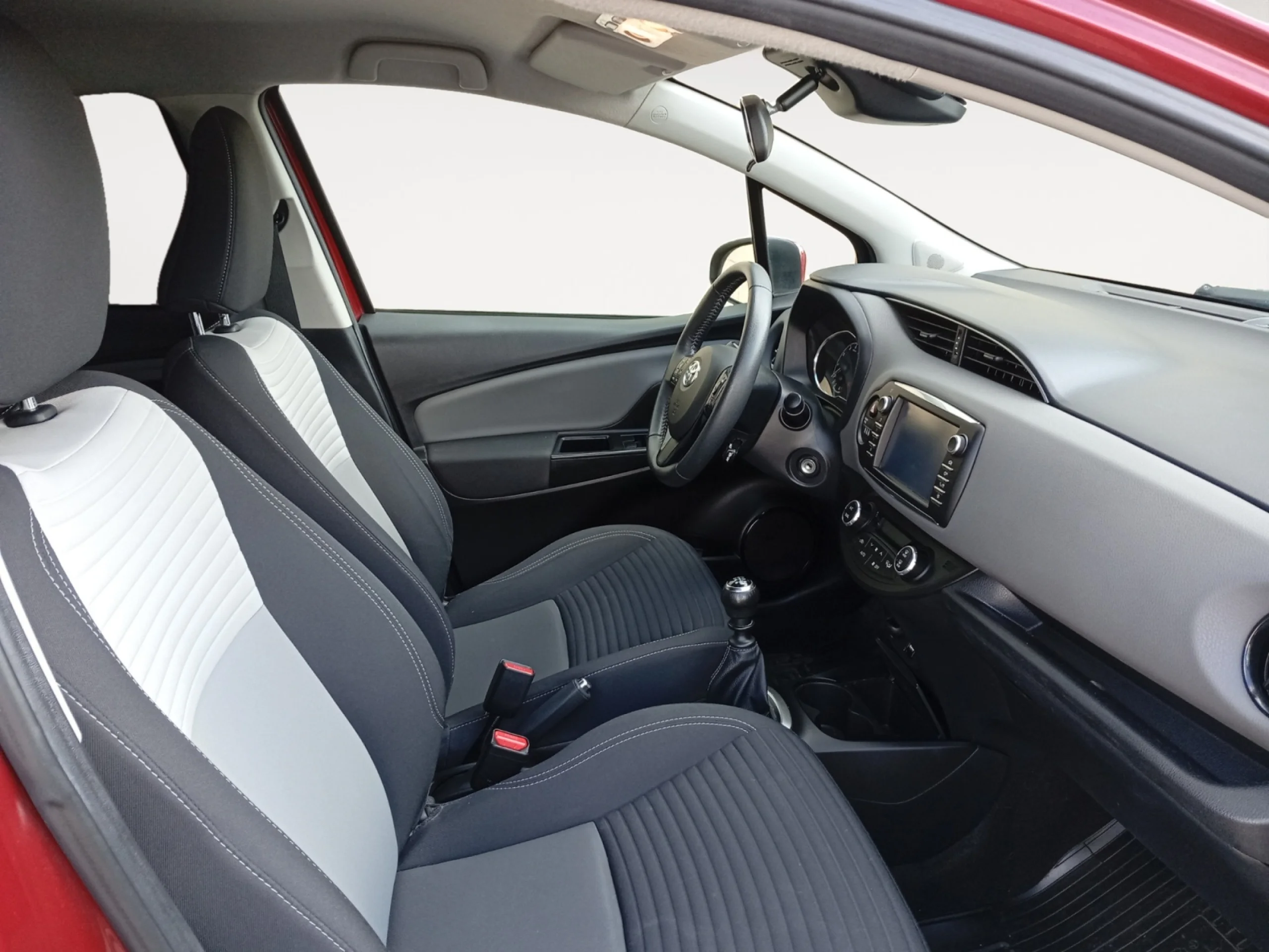 TOYOTA Yaris 1.5 110 ACTIVE TECH - Foto 5